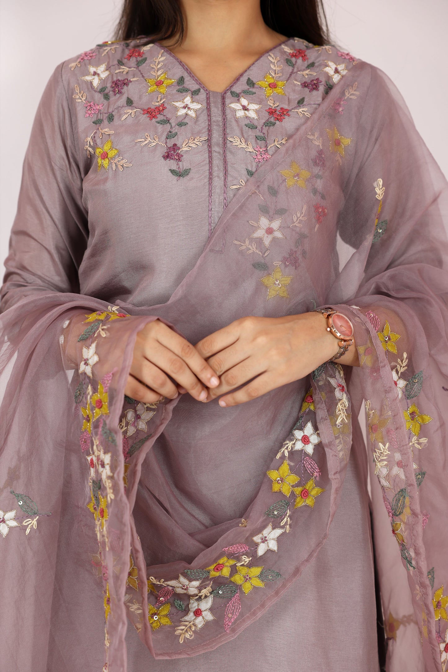 Simple cober onion pink silk suit
