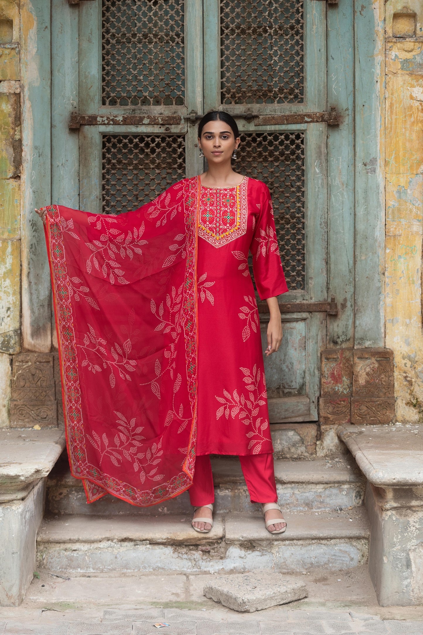 Fussy Russian silk suit