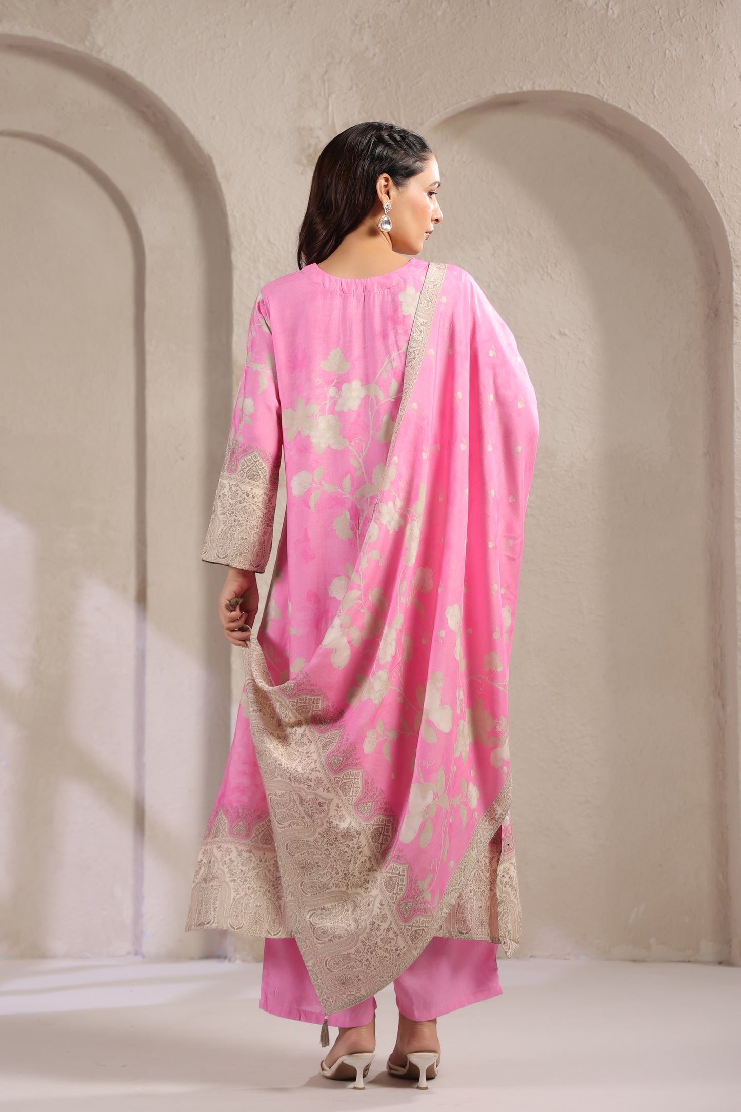 Baby pink digit muslin silk suit