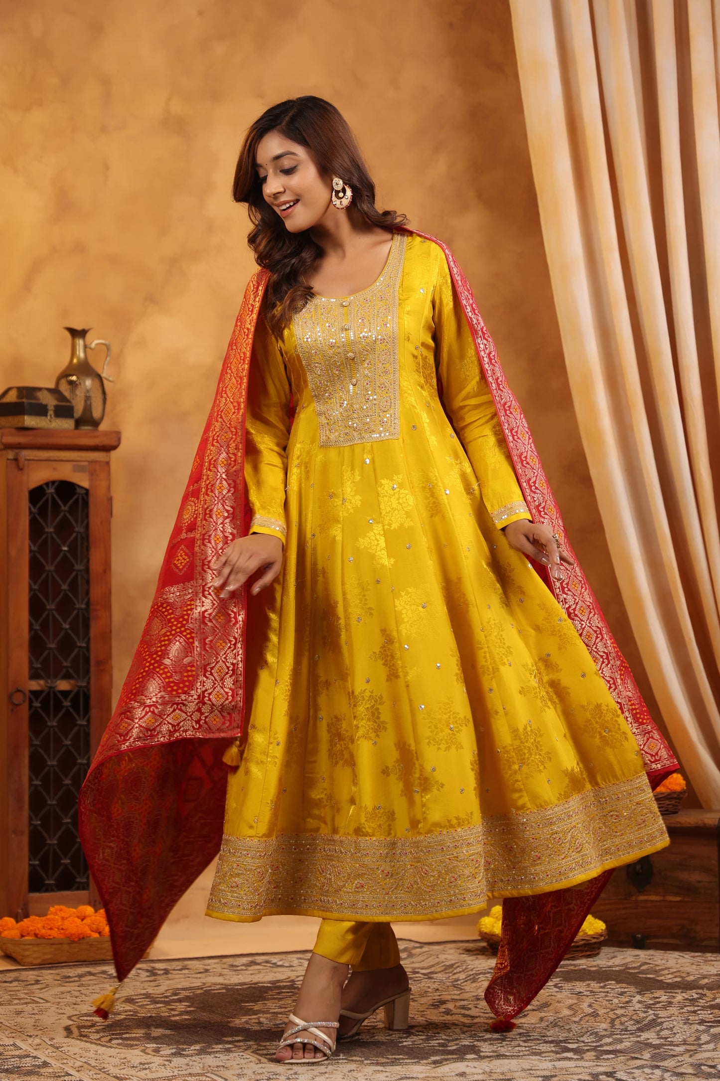 Yellow silk gharchola duppata