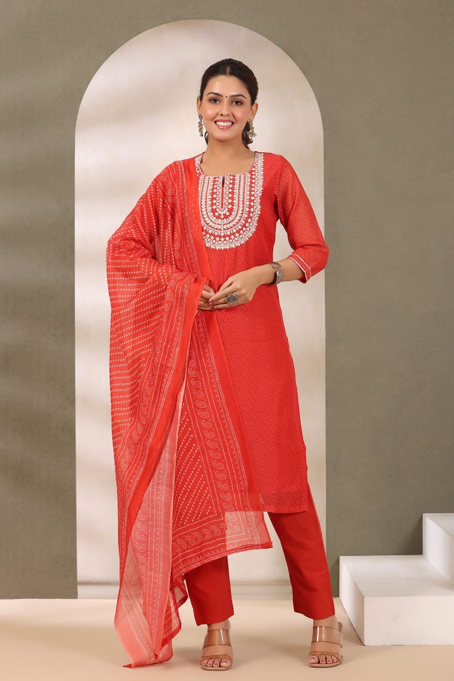 Red embroidery chandari