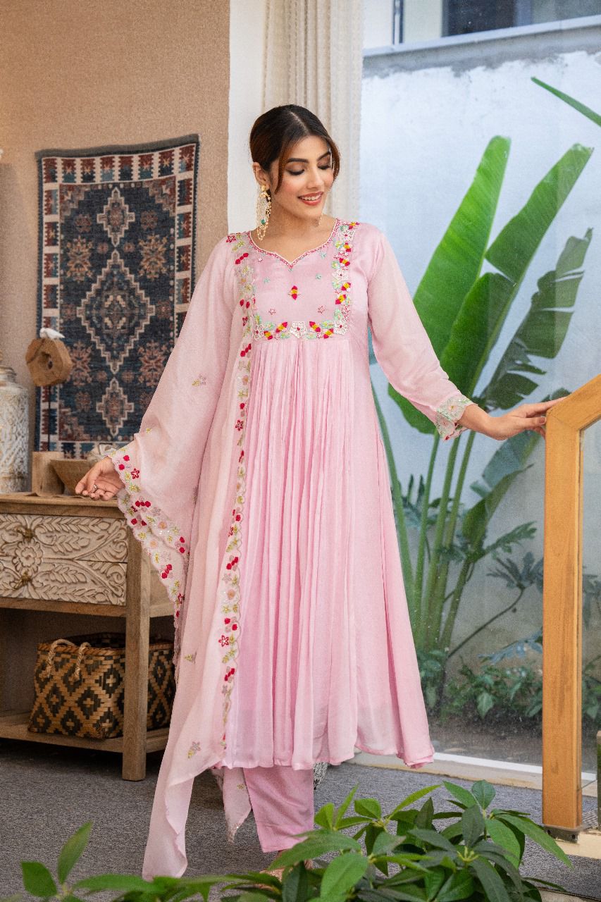 Baby pink chinon Aline