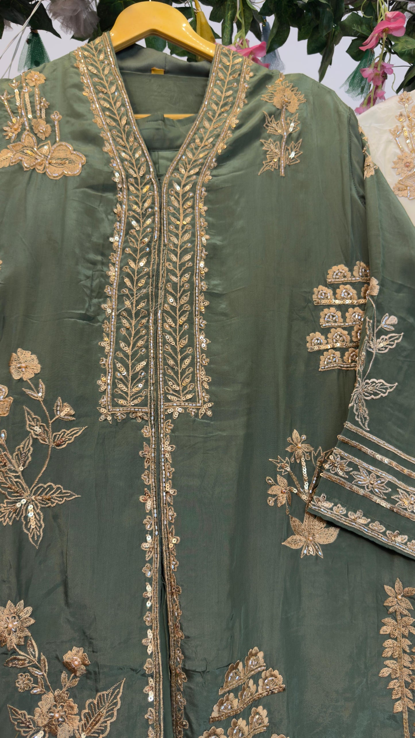 Natural Crepe embroidery on shirt paired with divider