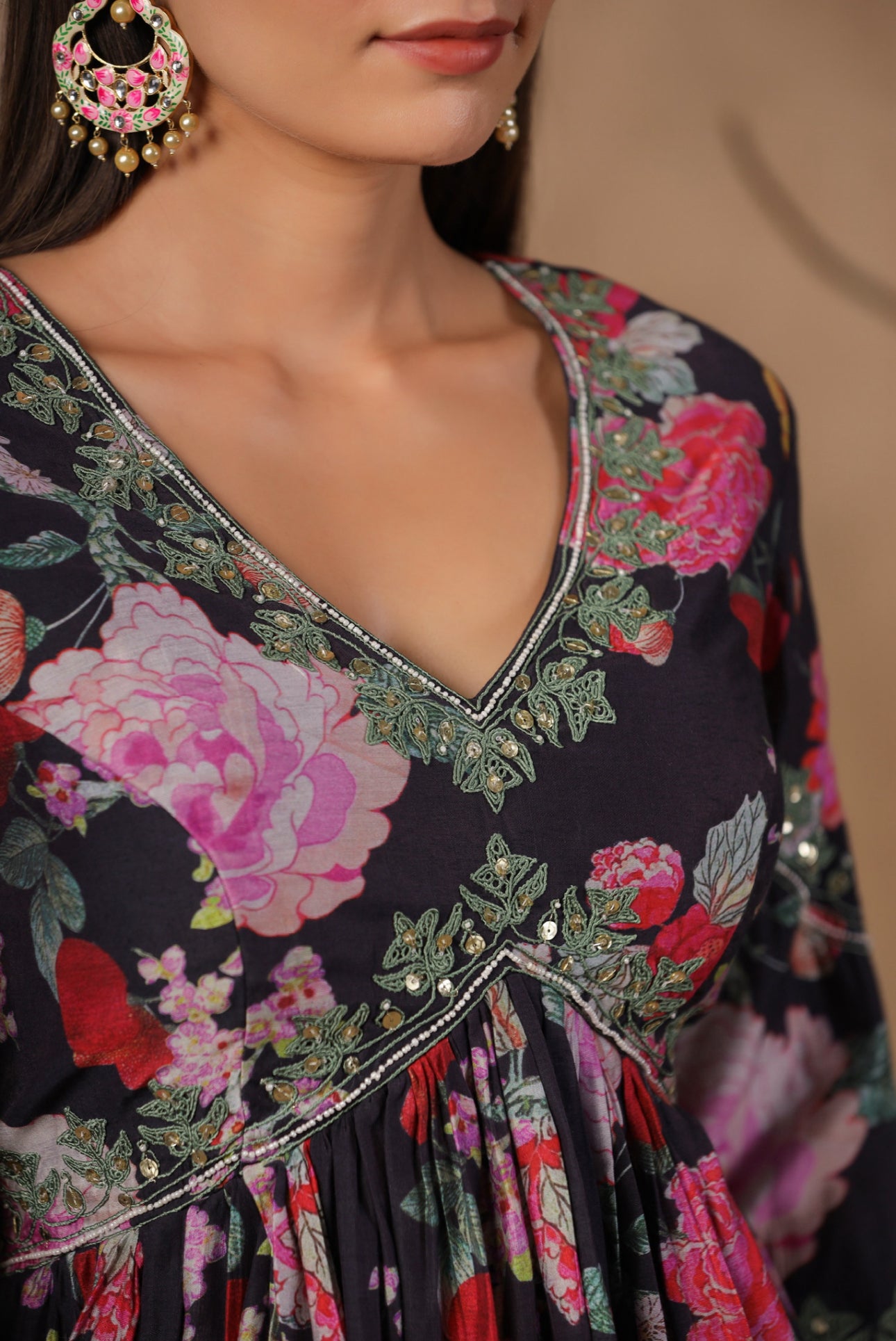 Black floral silk divider set