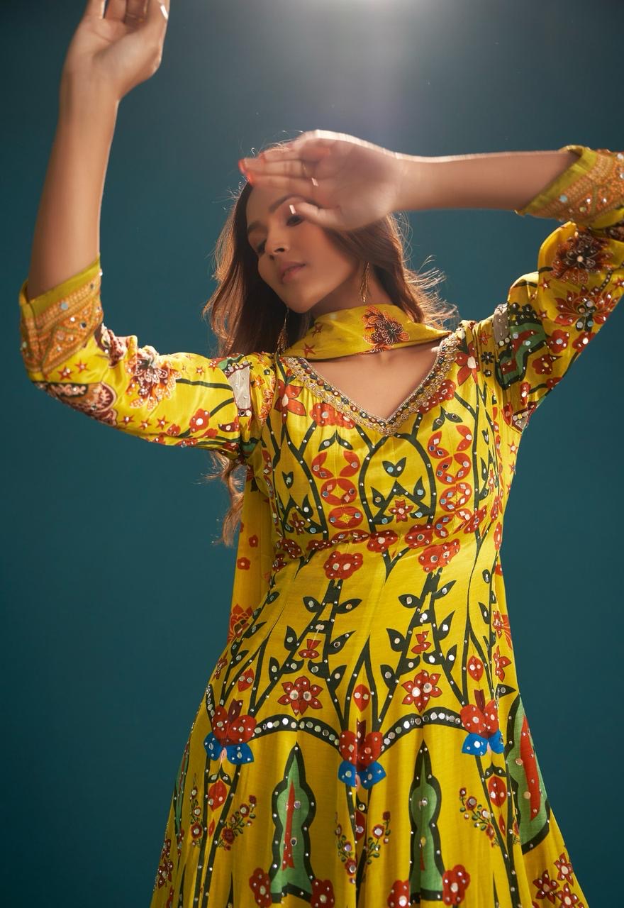 Crepe mirror Afgani and florals print gown
