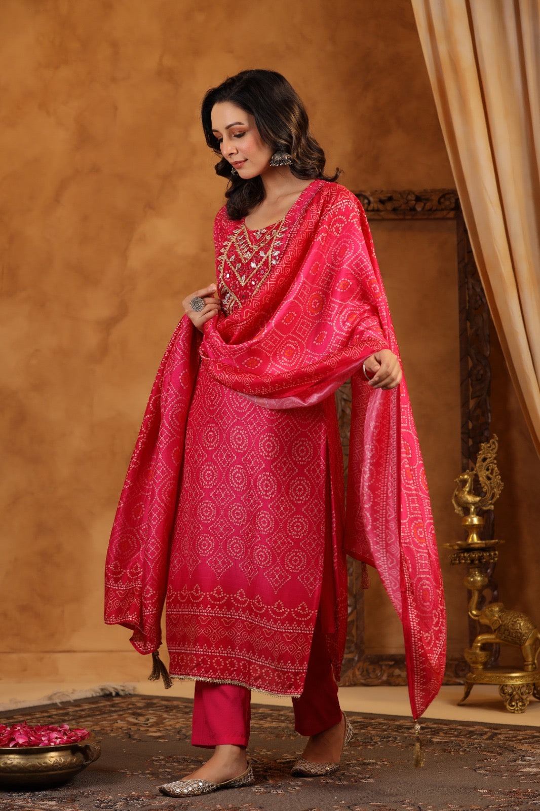 Pink silk bhandhani suit