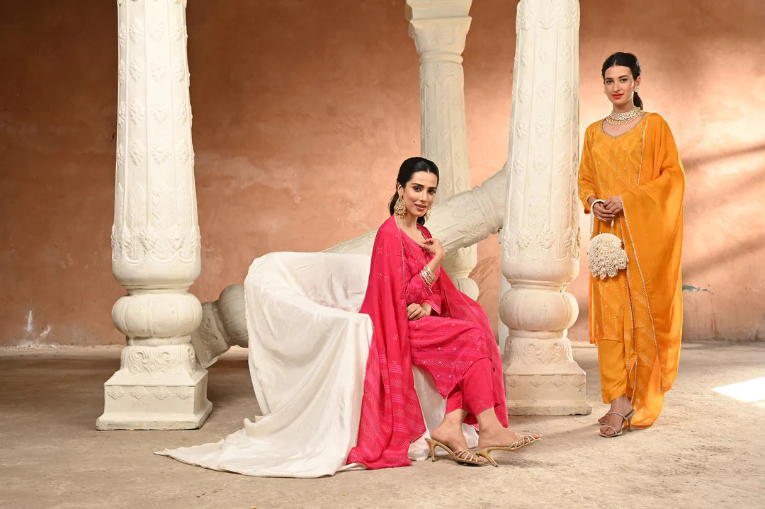Bandhani pink/yellow crepe suit