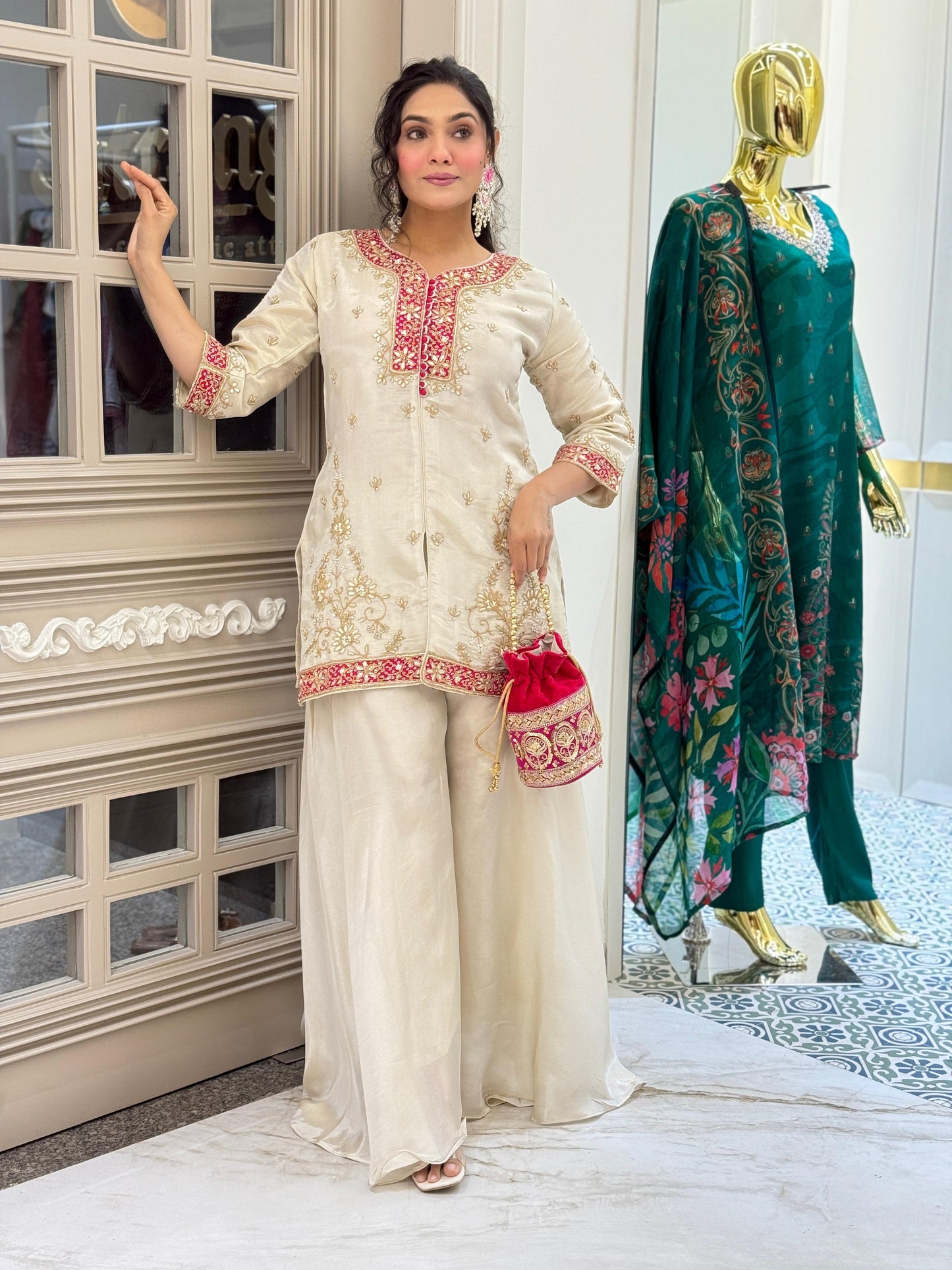 Tissue Bandhani divider set