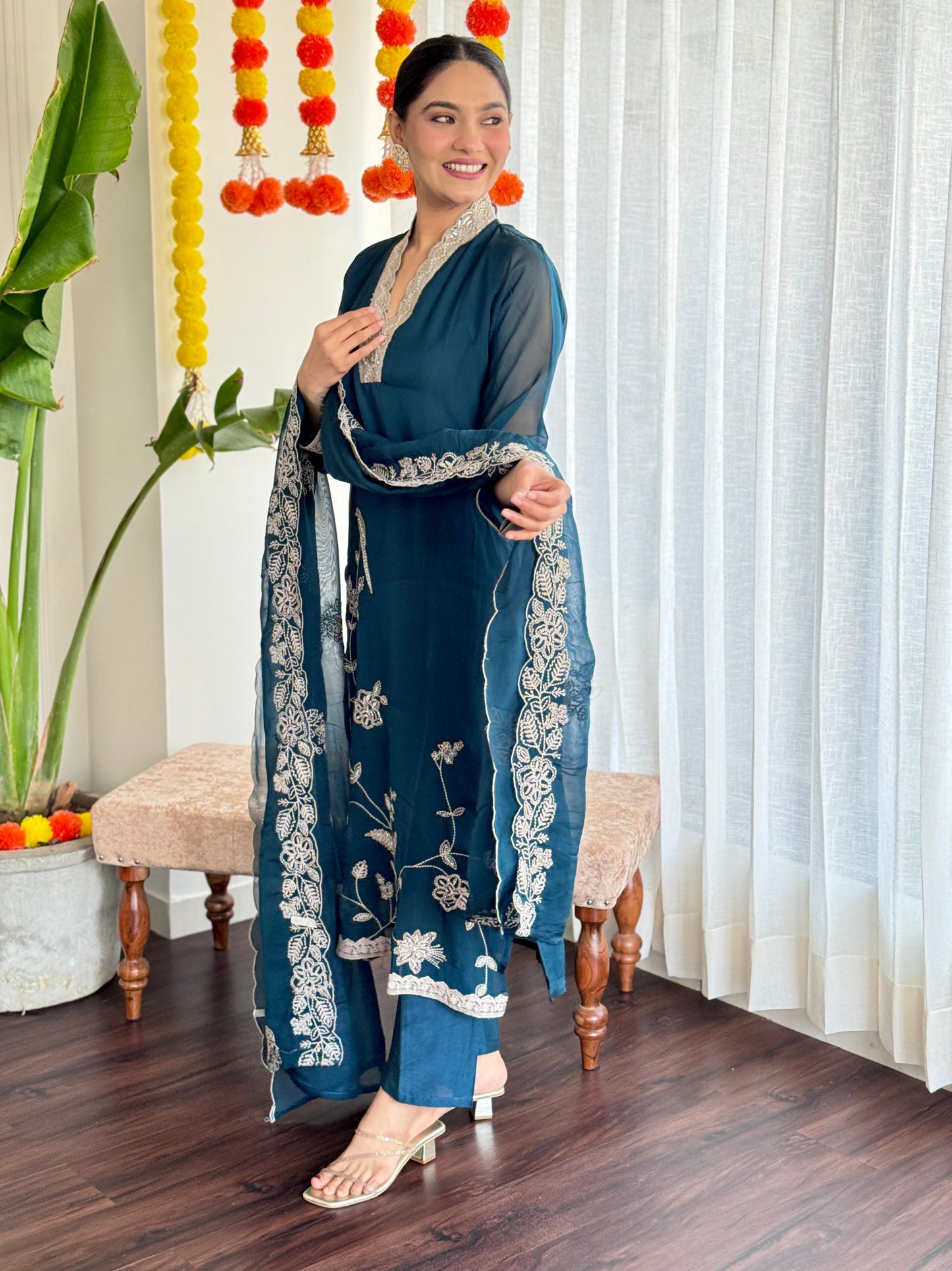 Soft v neck organza embroidery