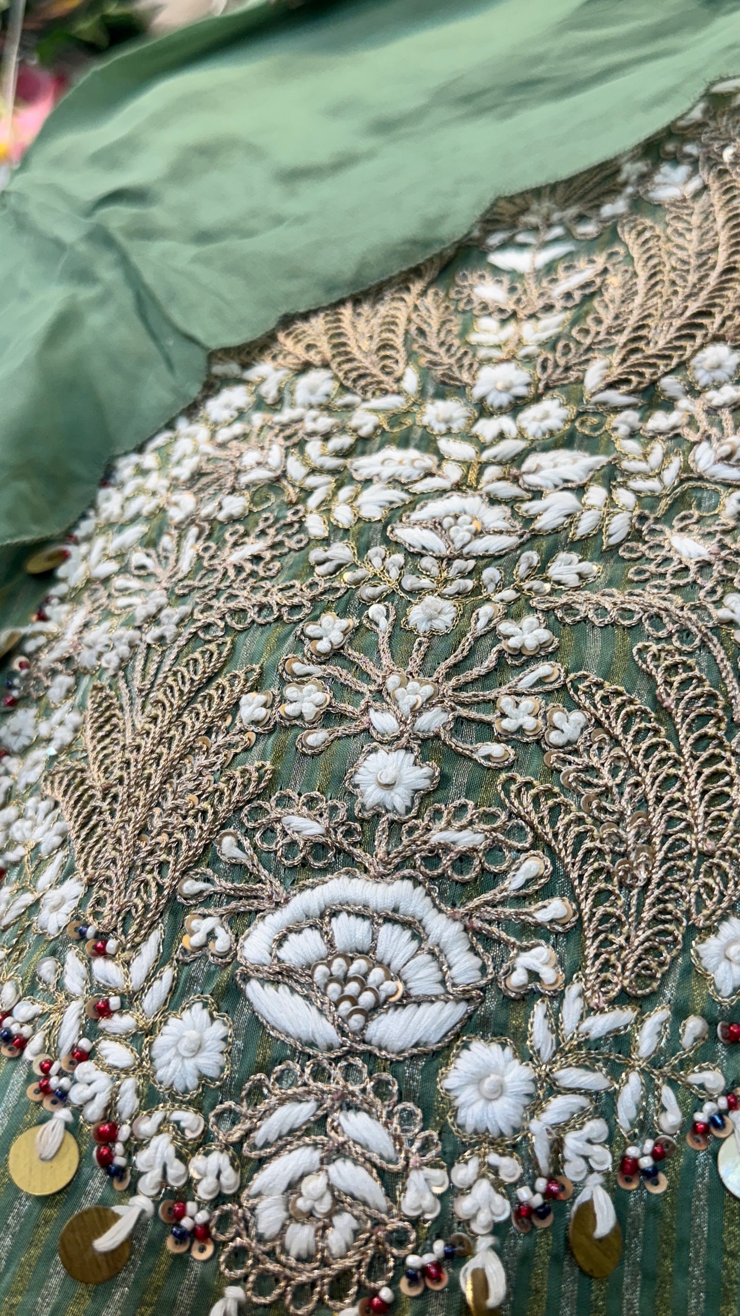 Premium rose gold / green tissue suit