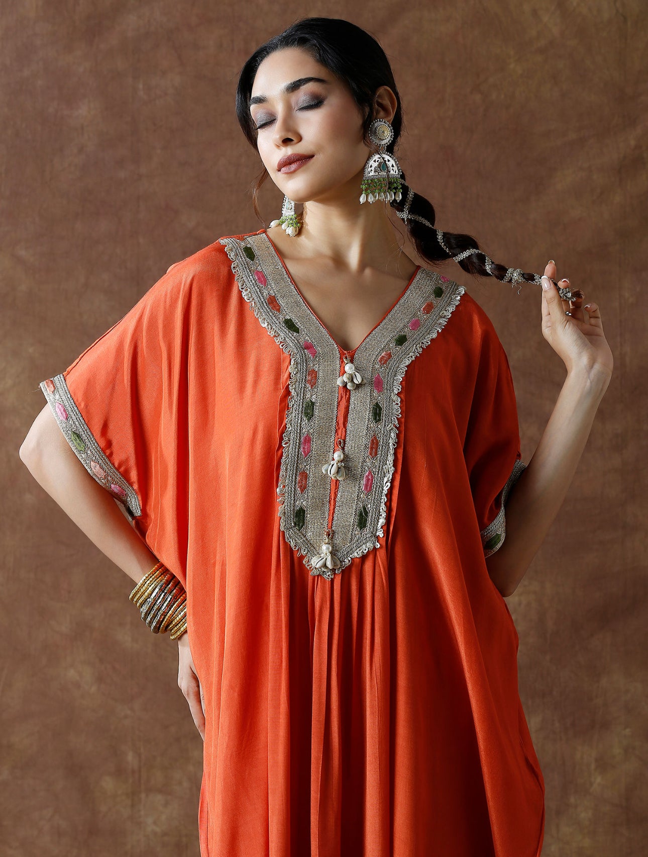 Crepe solid kaftan with plazoo