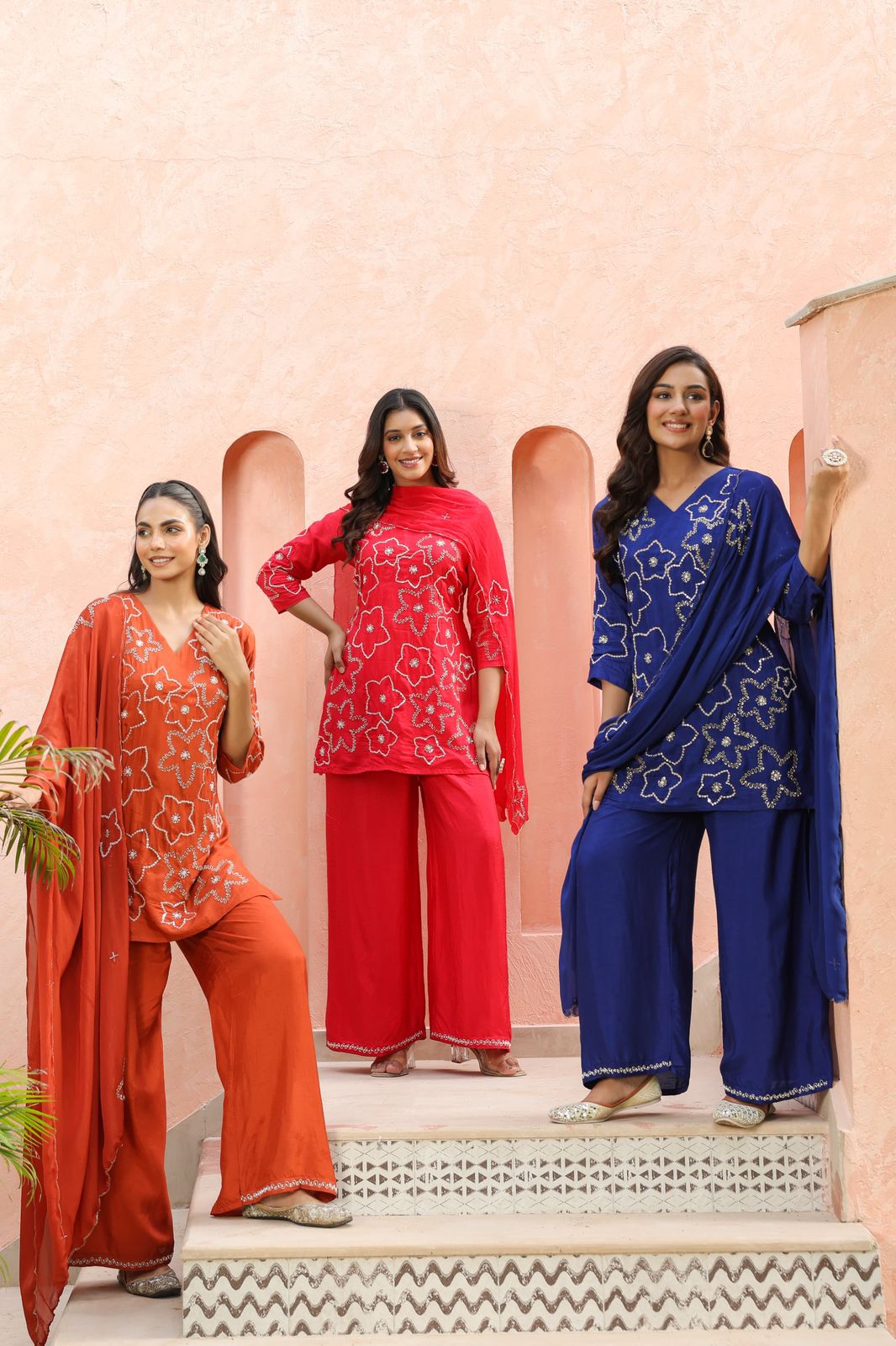Short trendy silk divider sets