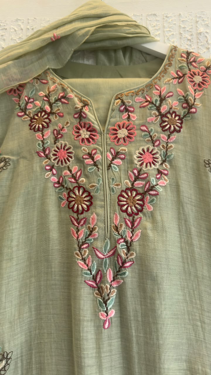 Kashmiri style embroidery mul chandari straight suit