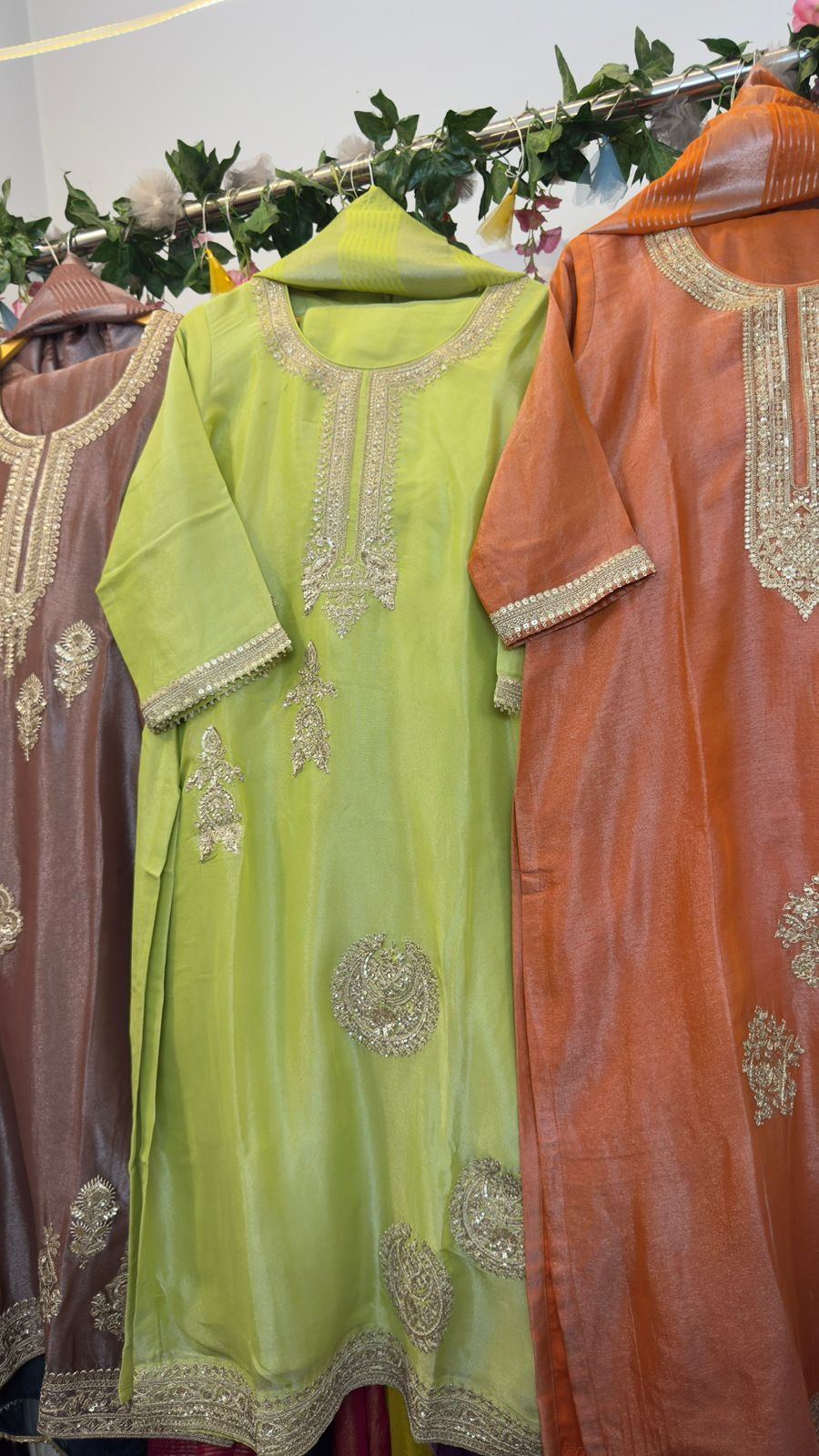 Pure tissue silk suit