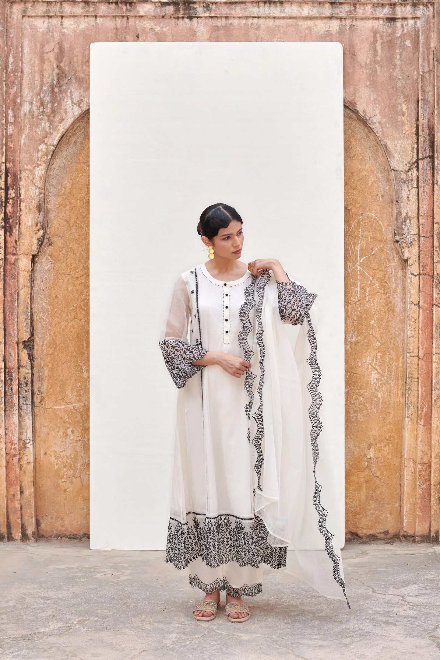 White Kurta & Dupatta Kota Doriya Pant-Cotton Round Neck Full Set