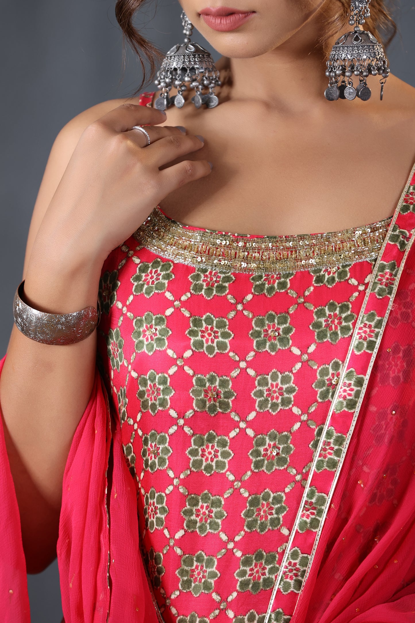 Gajji Patola sharara