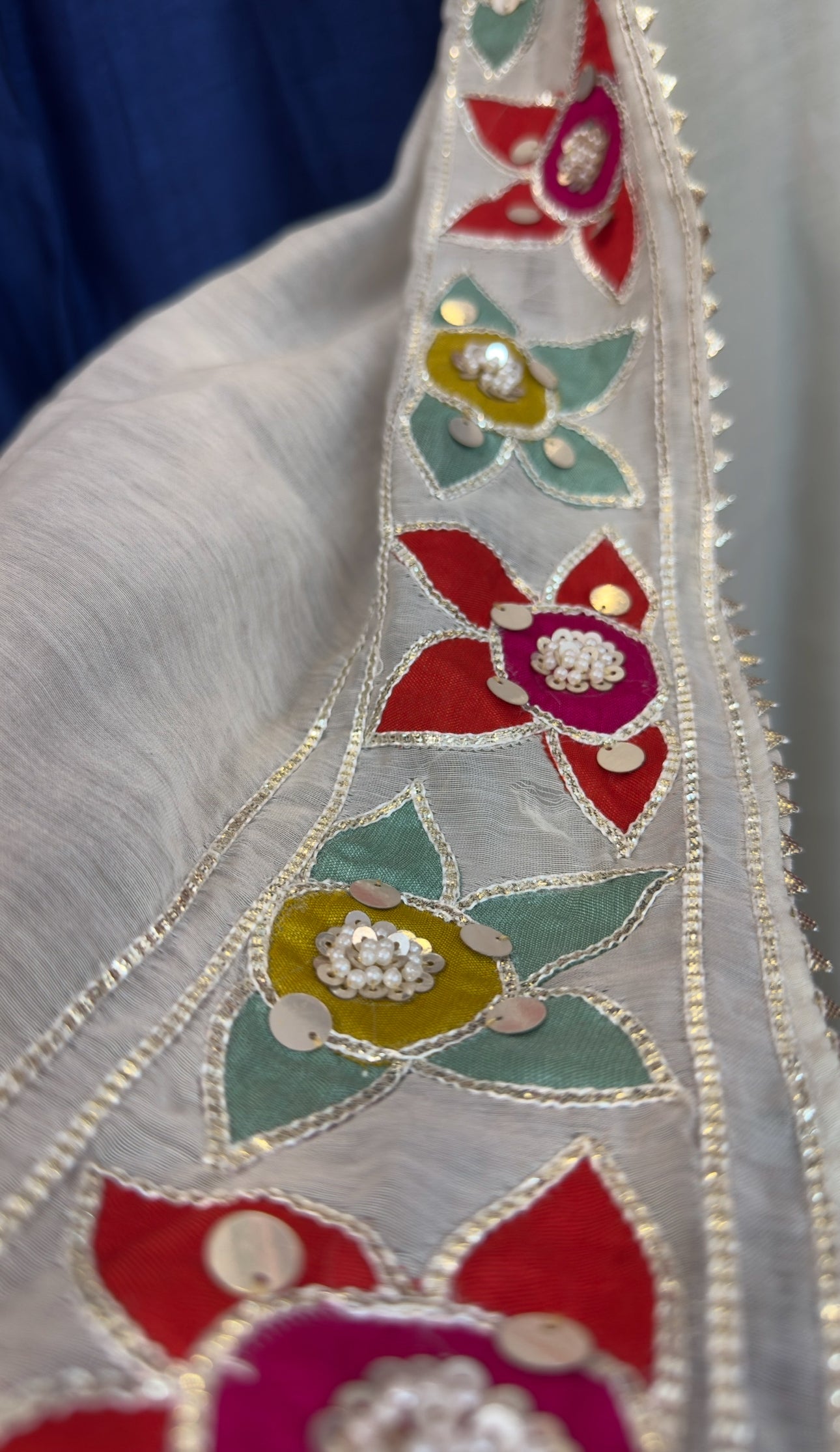 Gota & applique pure mul chandari