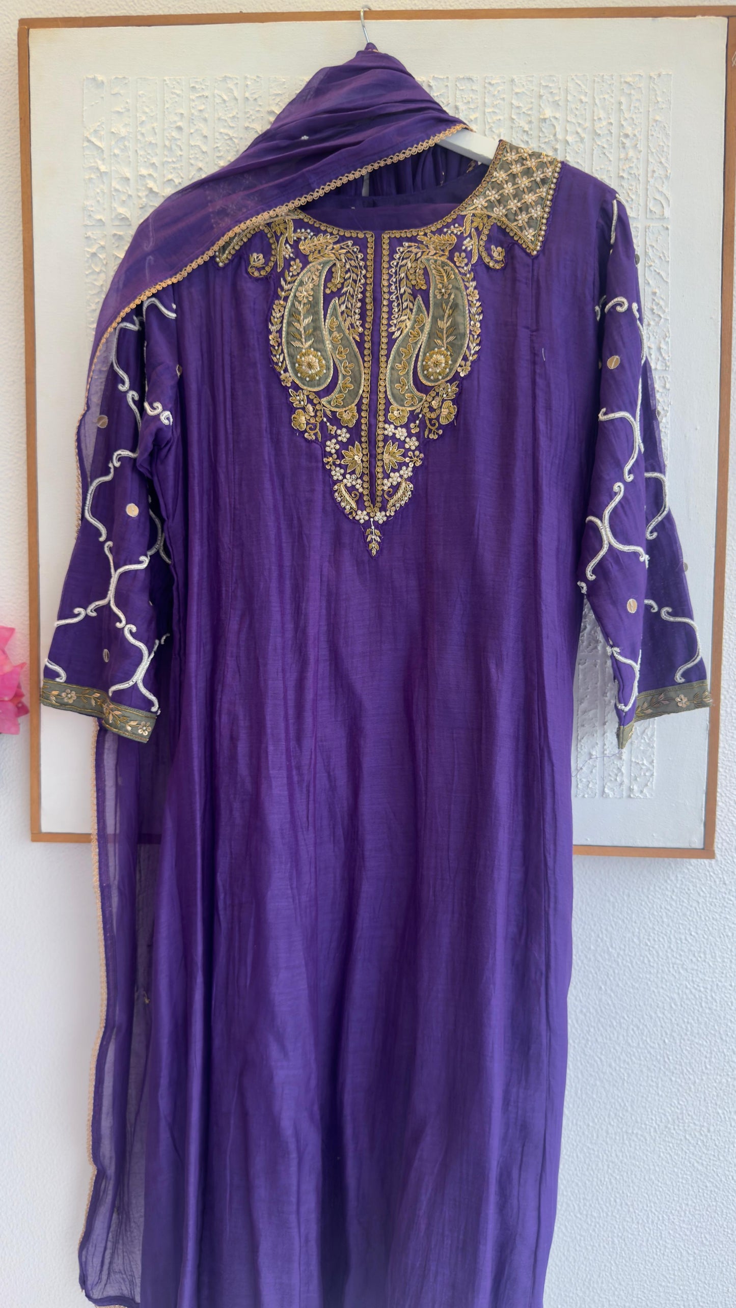 Rakhi edit pure mul chandari with beautiful handwork n sleeves with Moti details