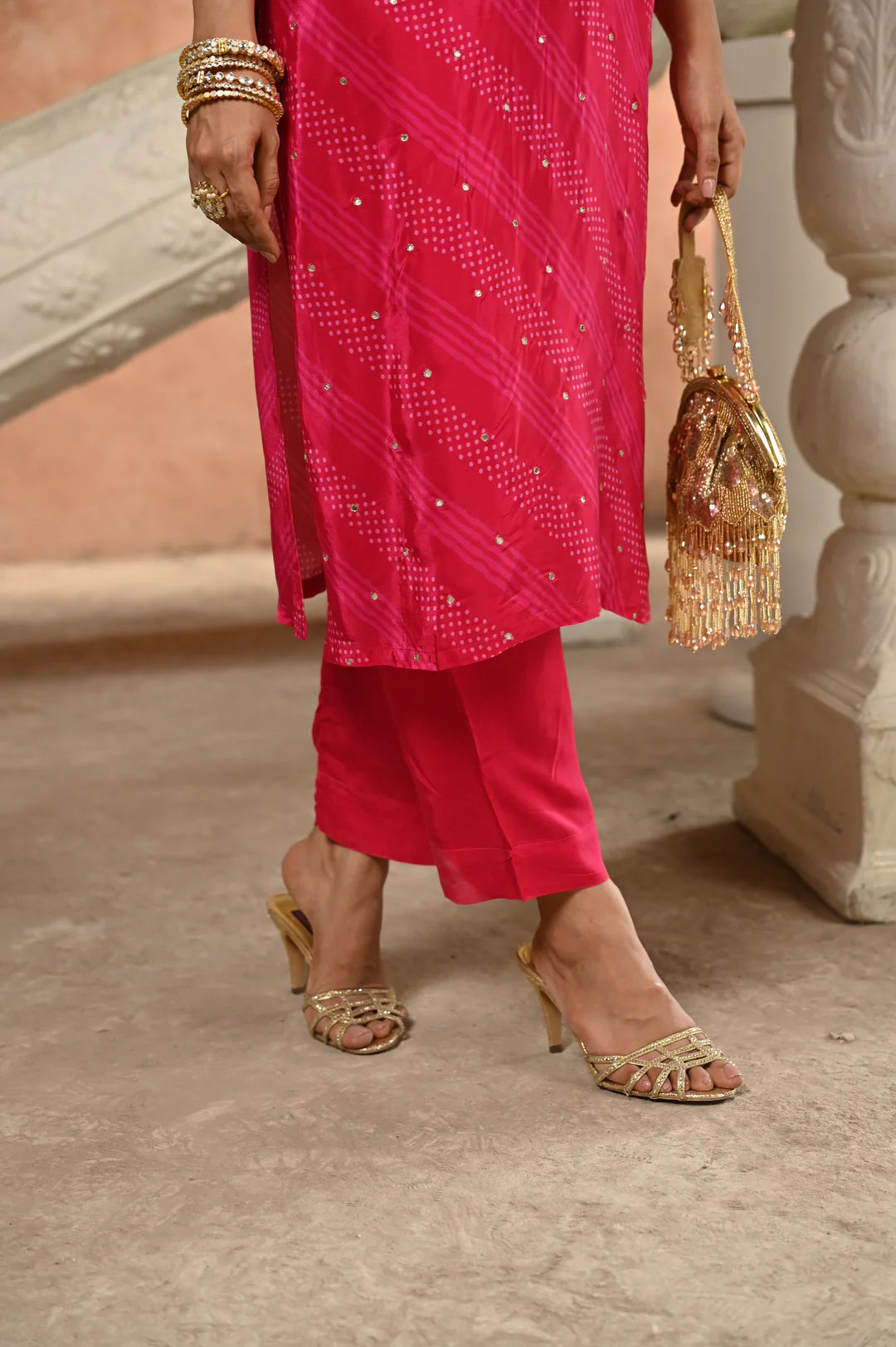 Bandhani pink/yellow crepe suit