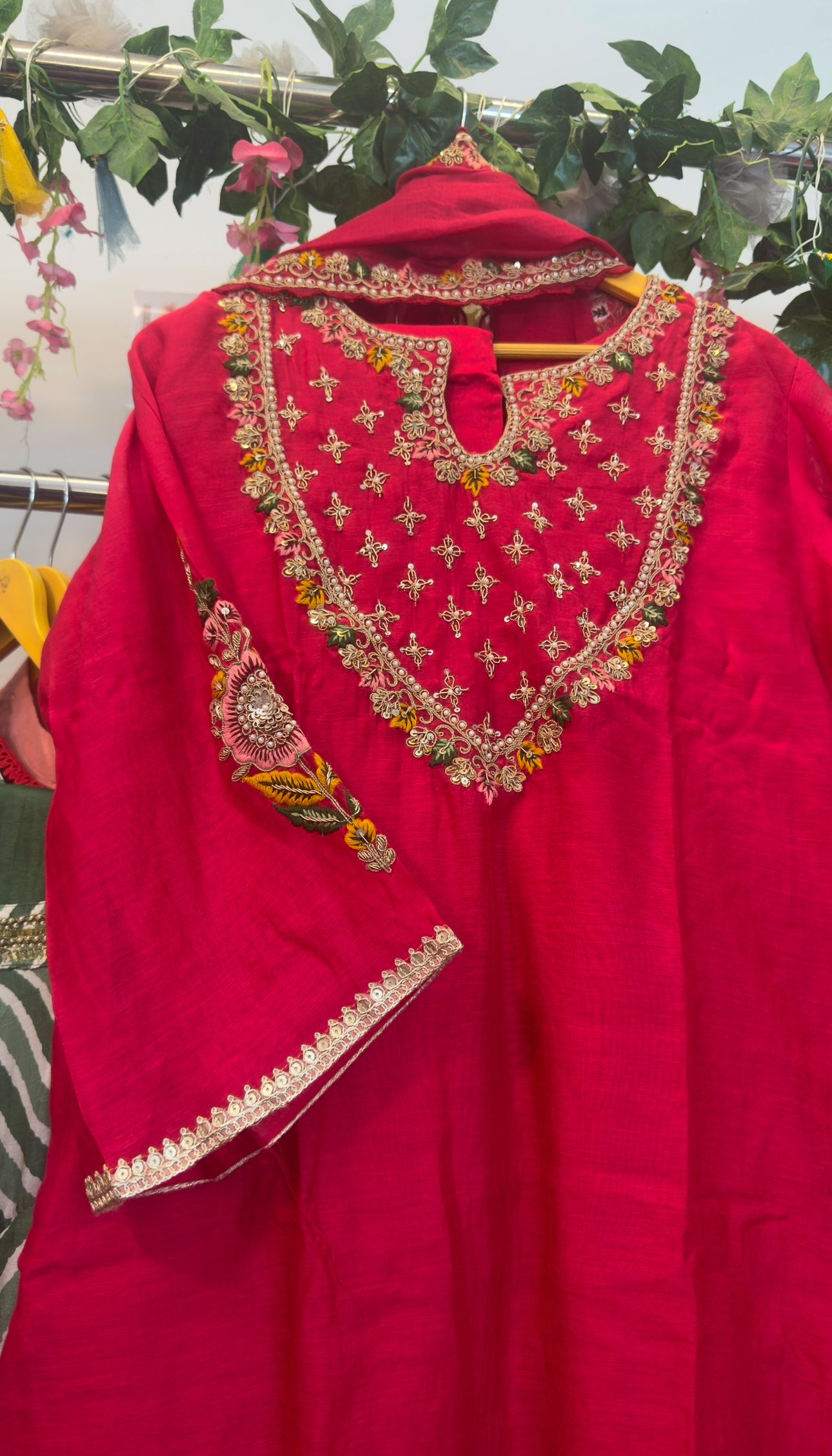 MahaRani classy mul chandari suit