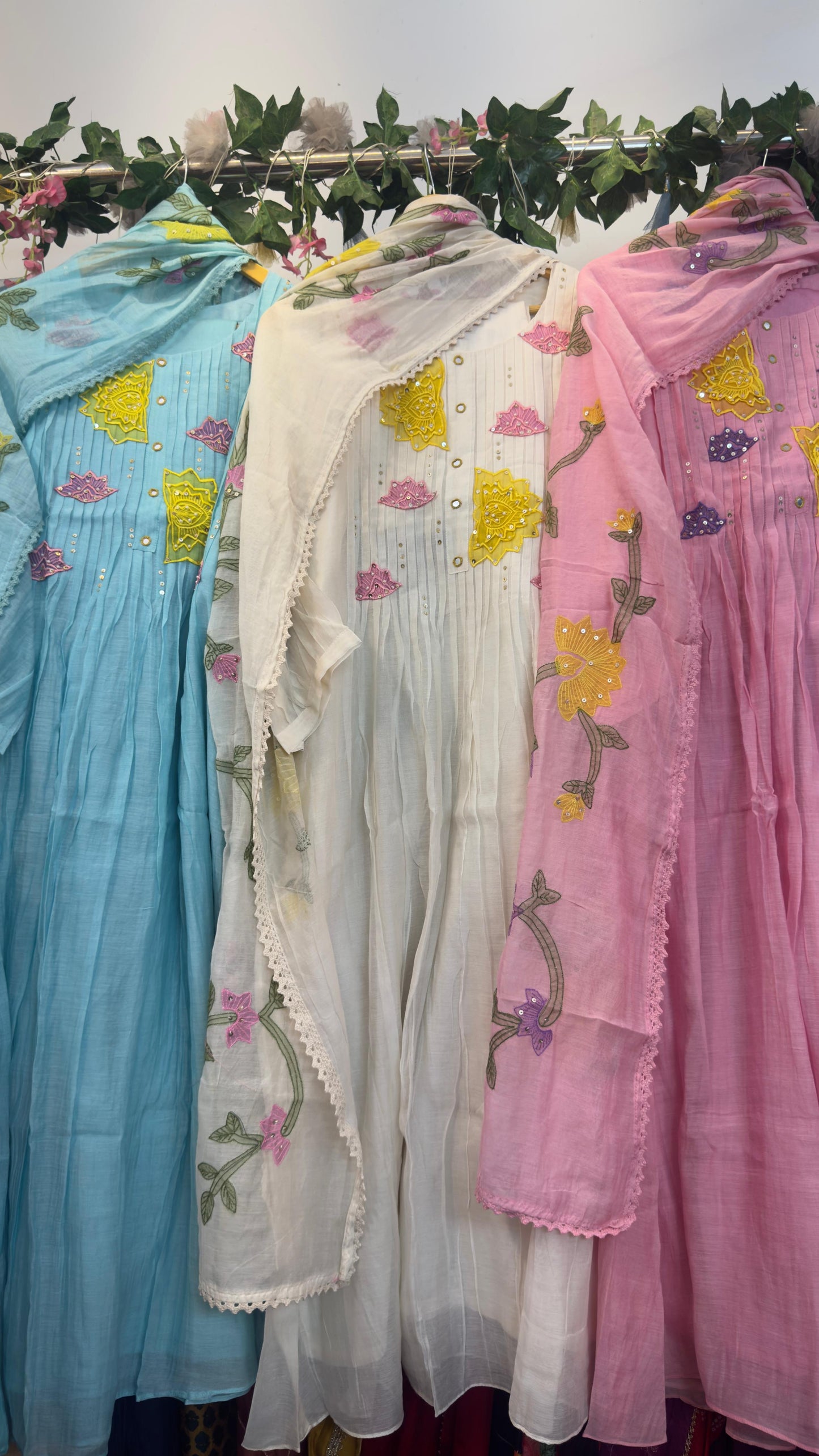 Pastel mul chandari appliqué suit