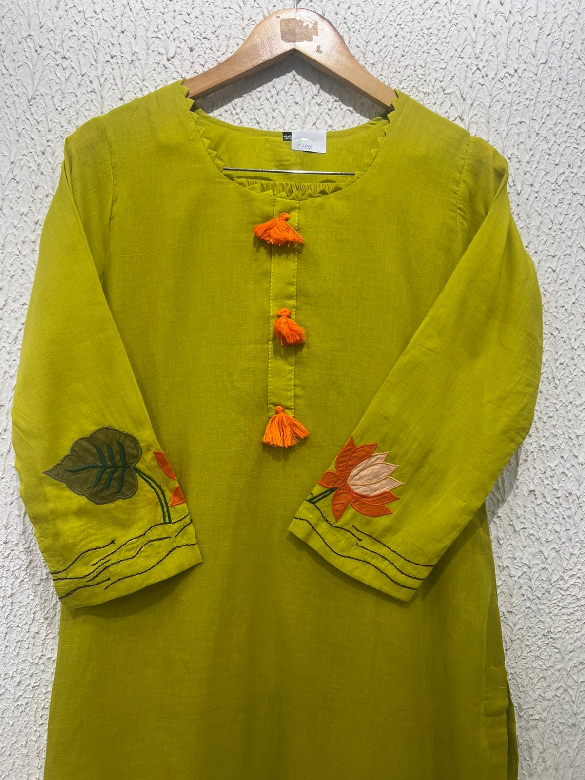 Lotus Premium cotton appliqué