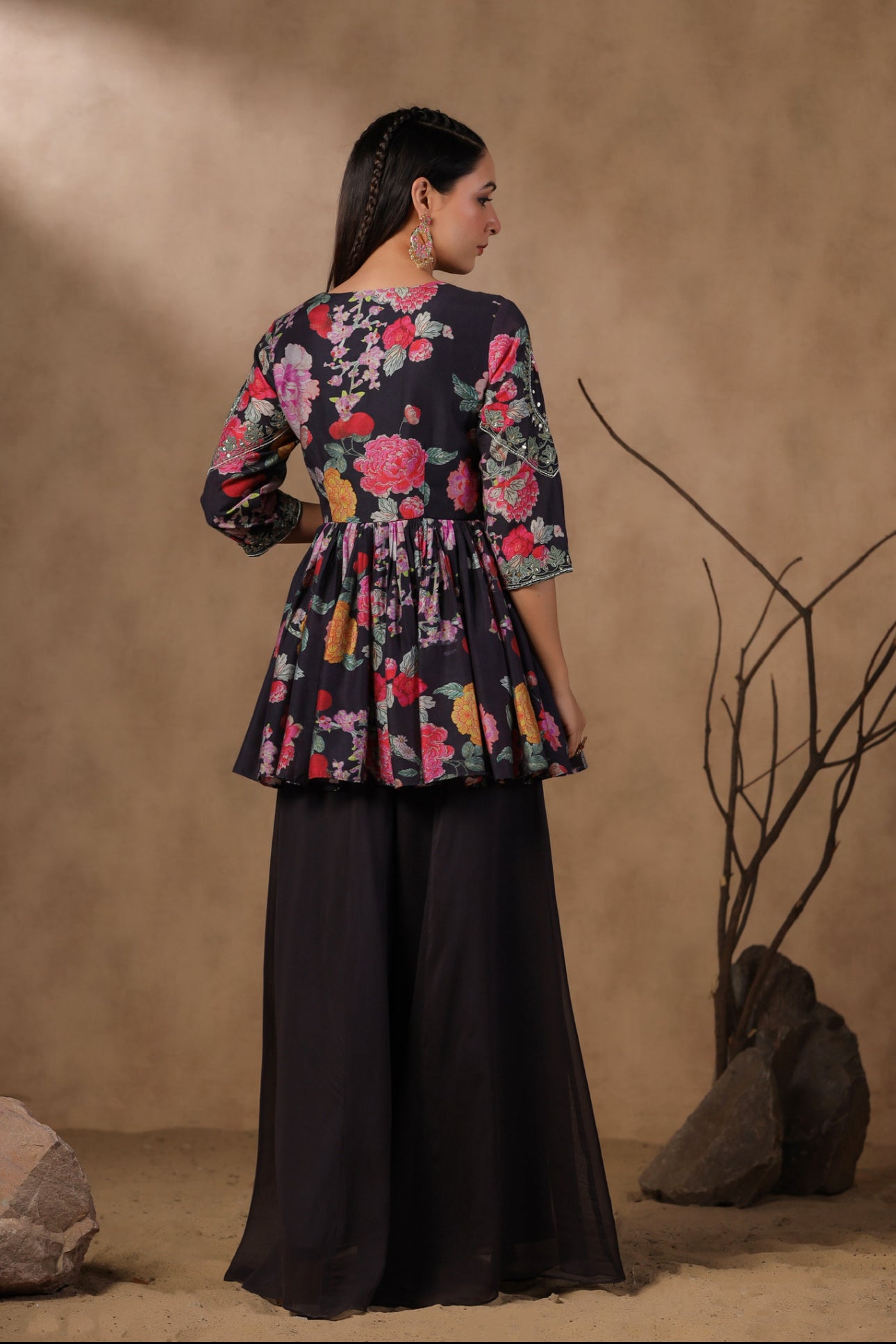 Black floral silk divider set