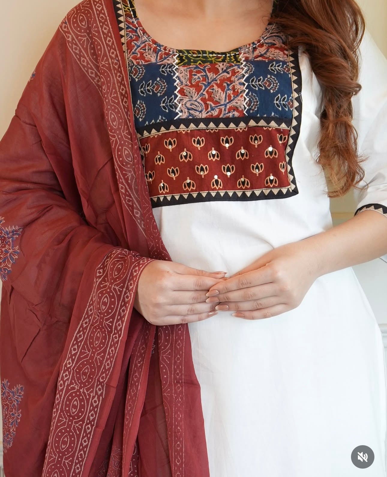 White kutch ajrakh cotton Set