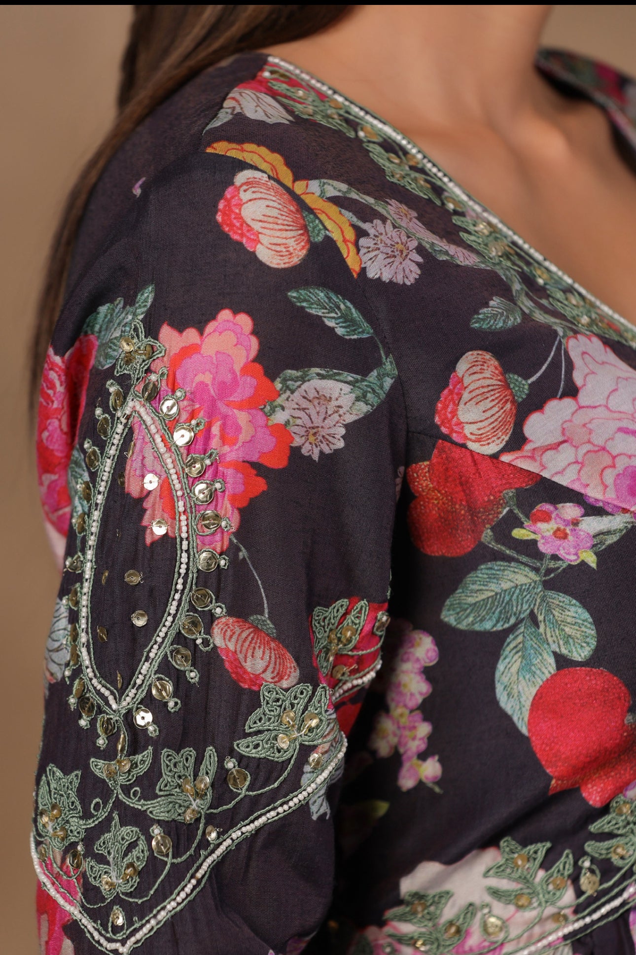 Black floral silk divider set
