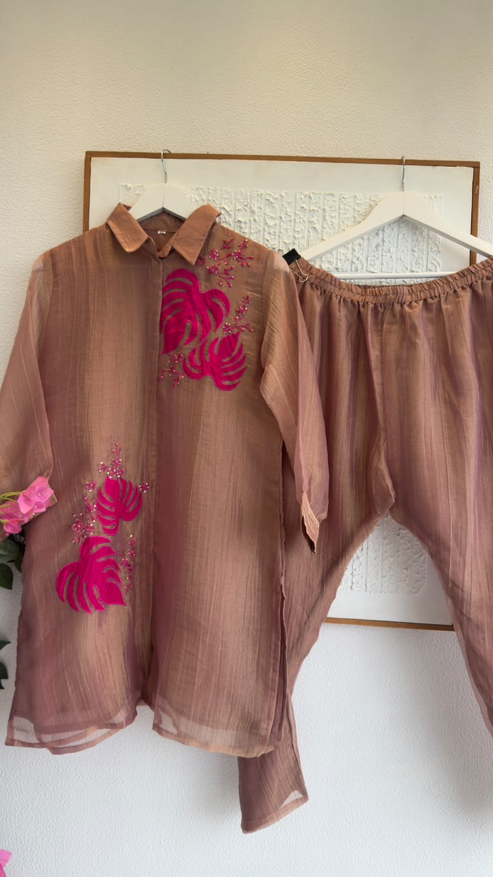 Salsa appliqué co ord set