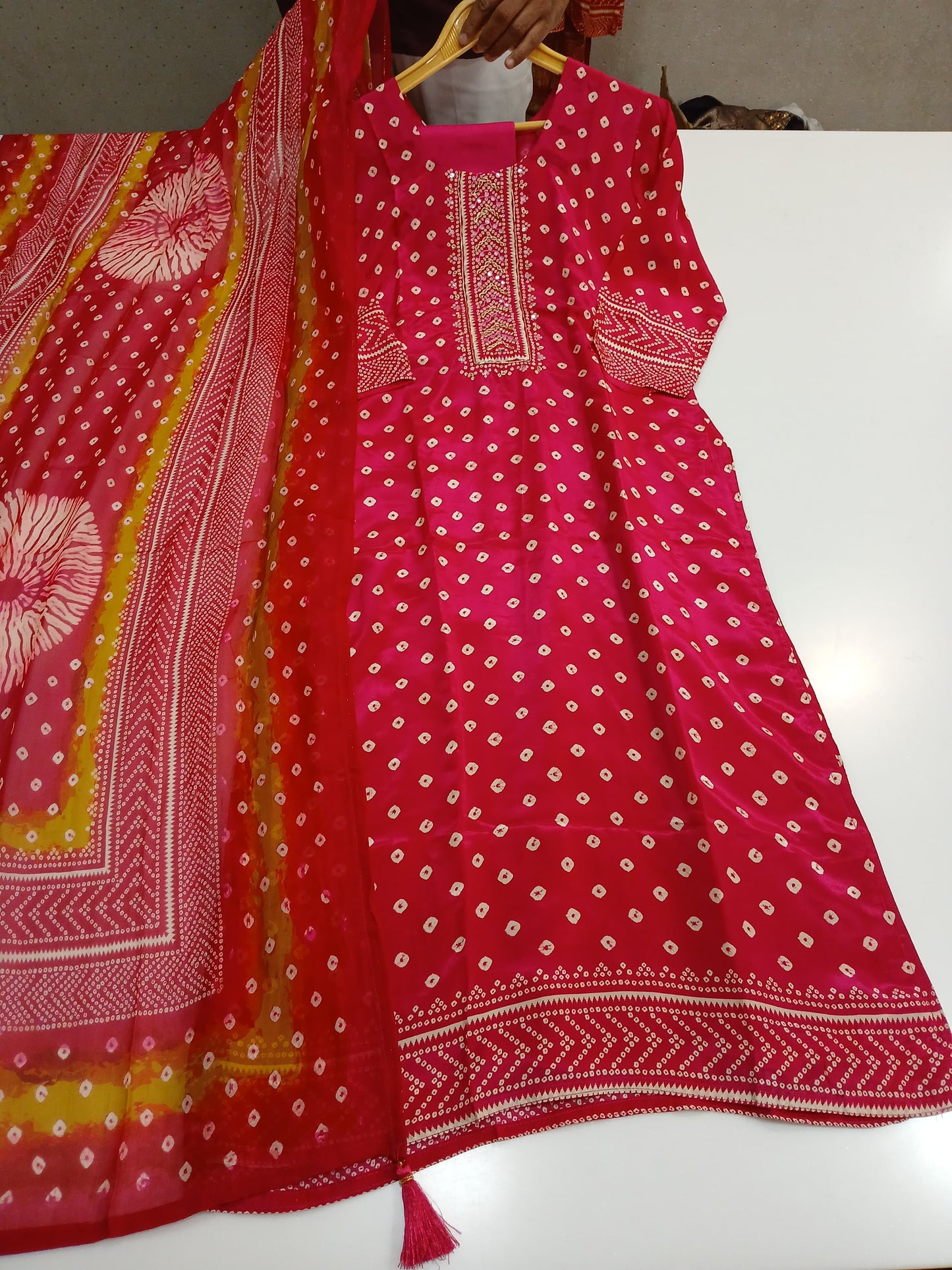 Pink Bandhani crepe suit
