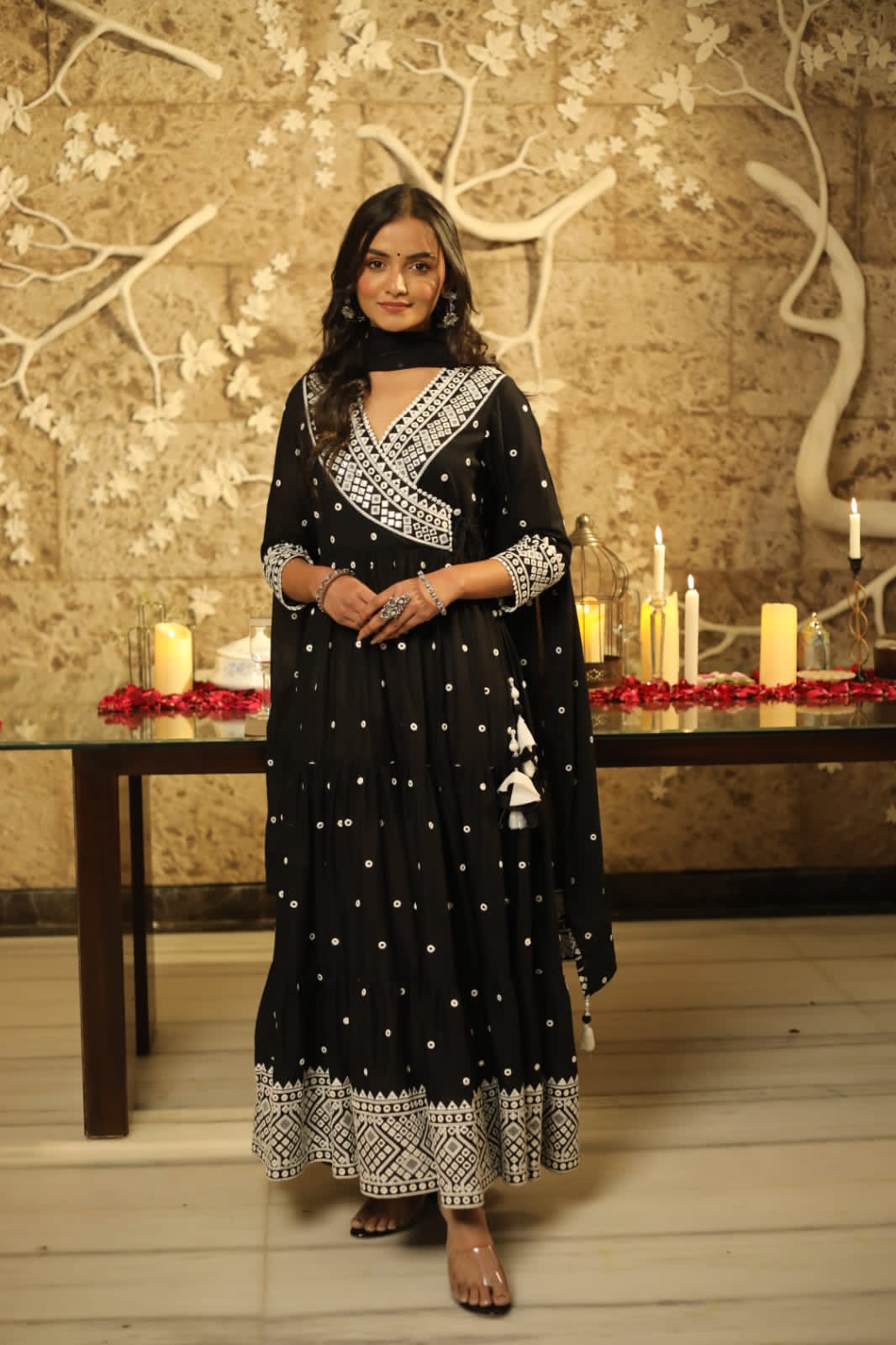 Black white mirror gown