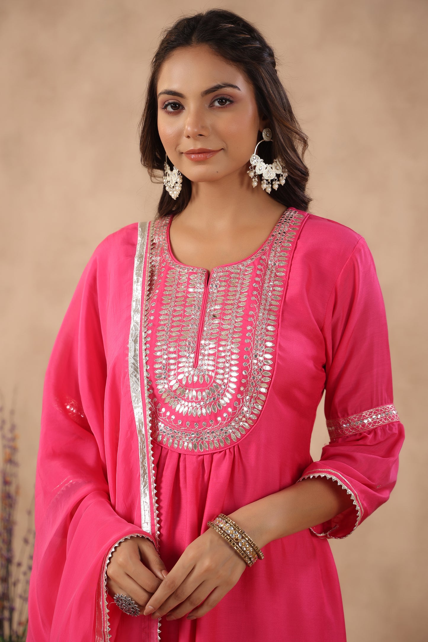 Gota pink Nyra silk suit
