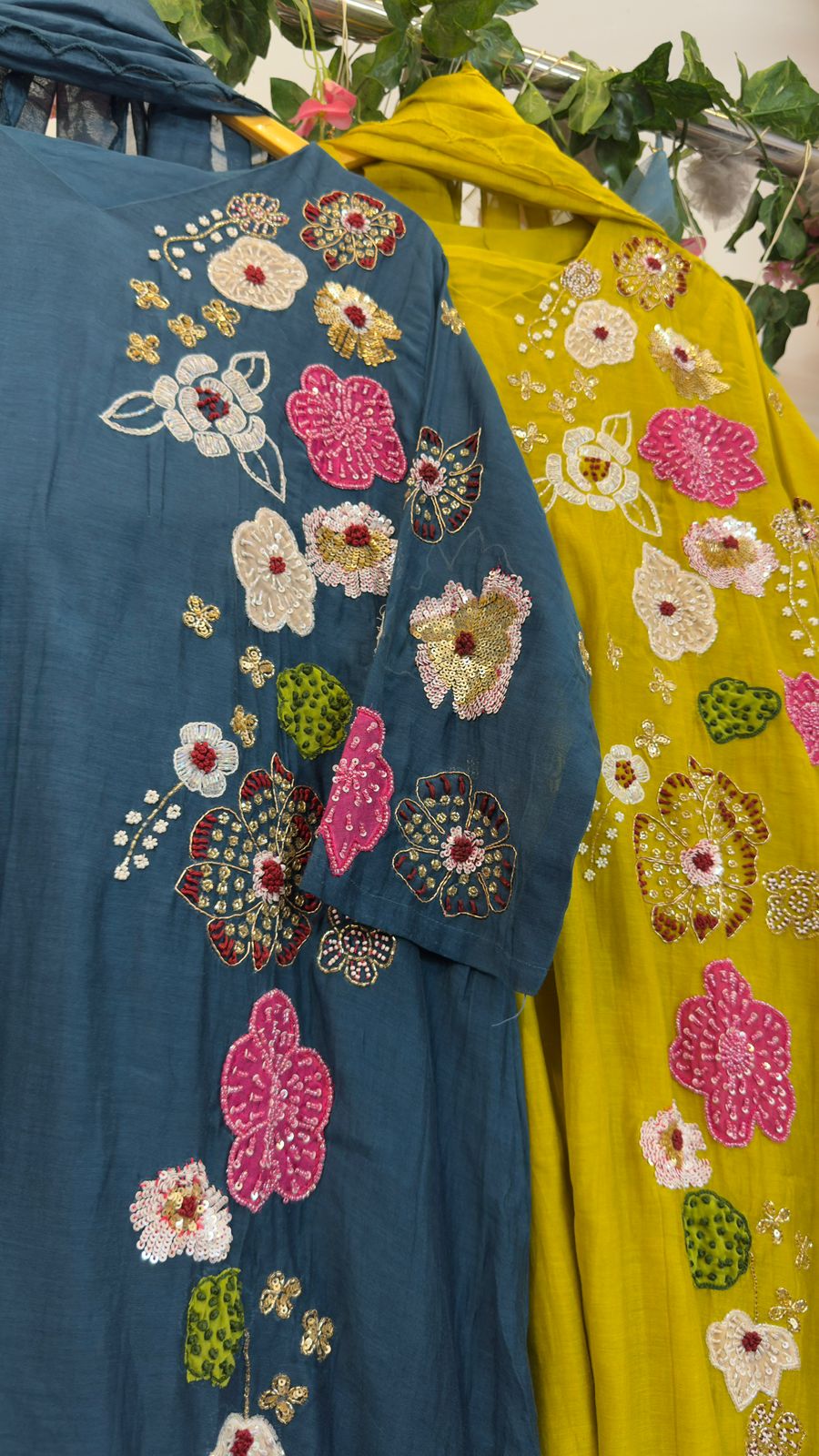 Rakhi special floral ethnics premium mul chandari suit