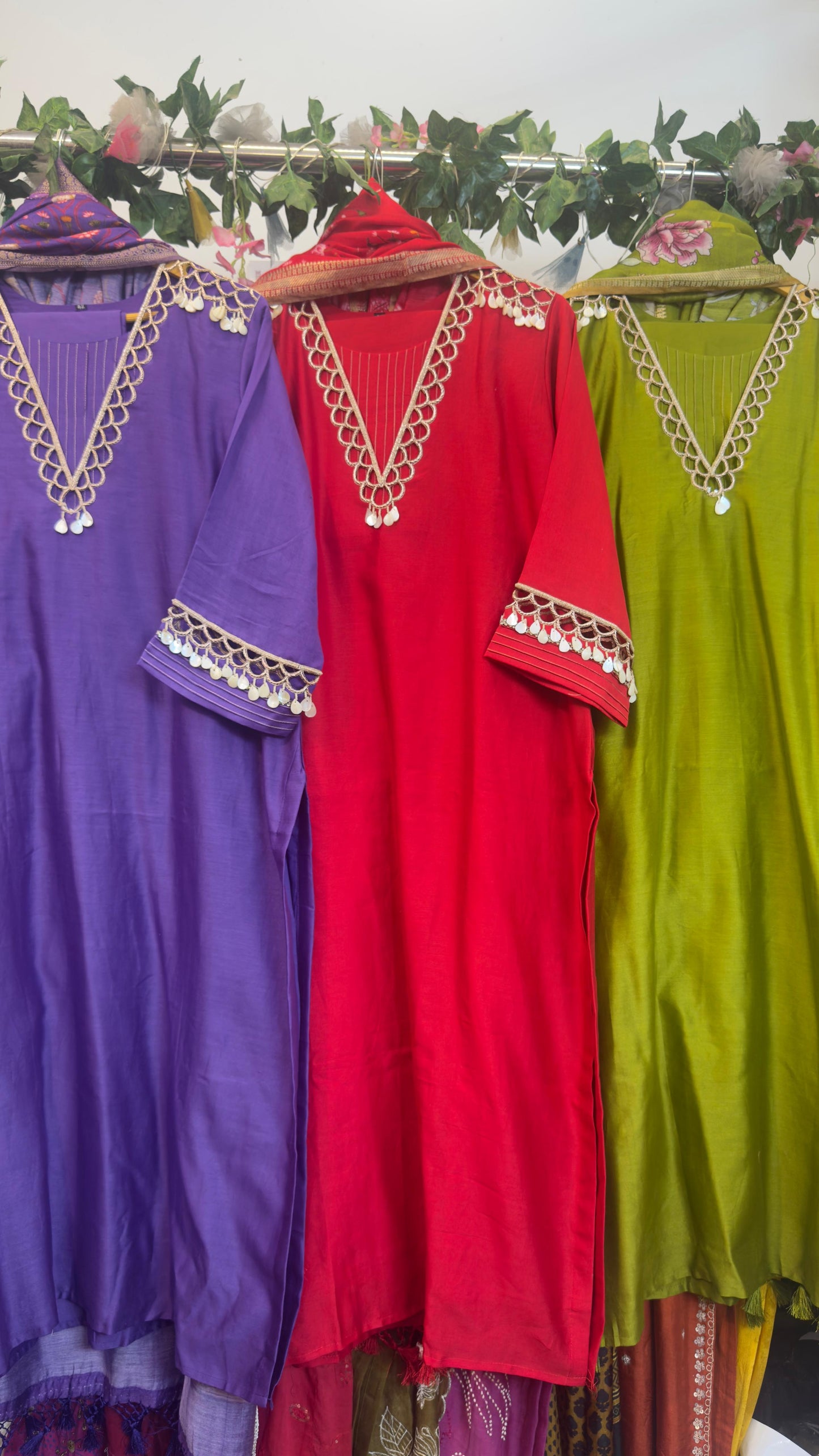 Double layer neck with zari cut work chandari silk suit with picwai duppatta