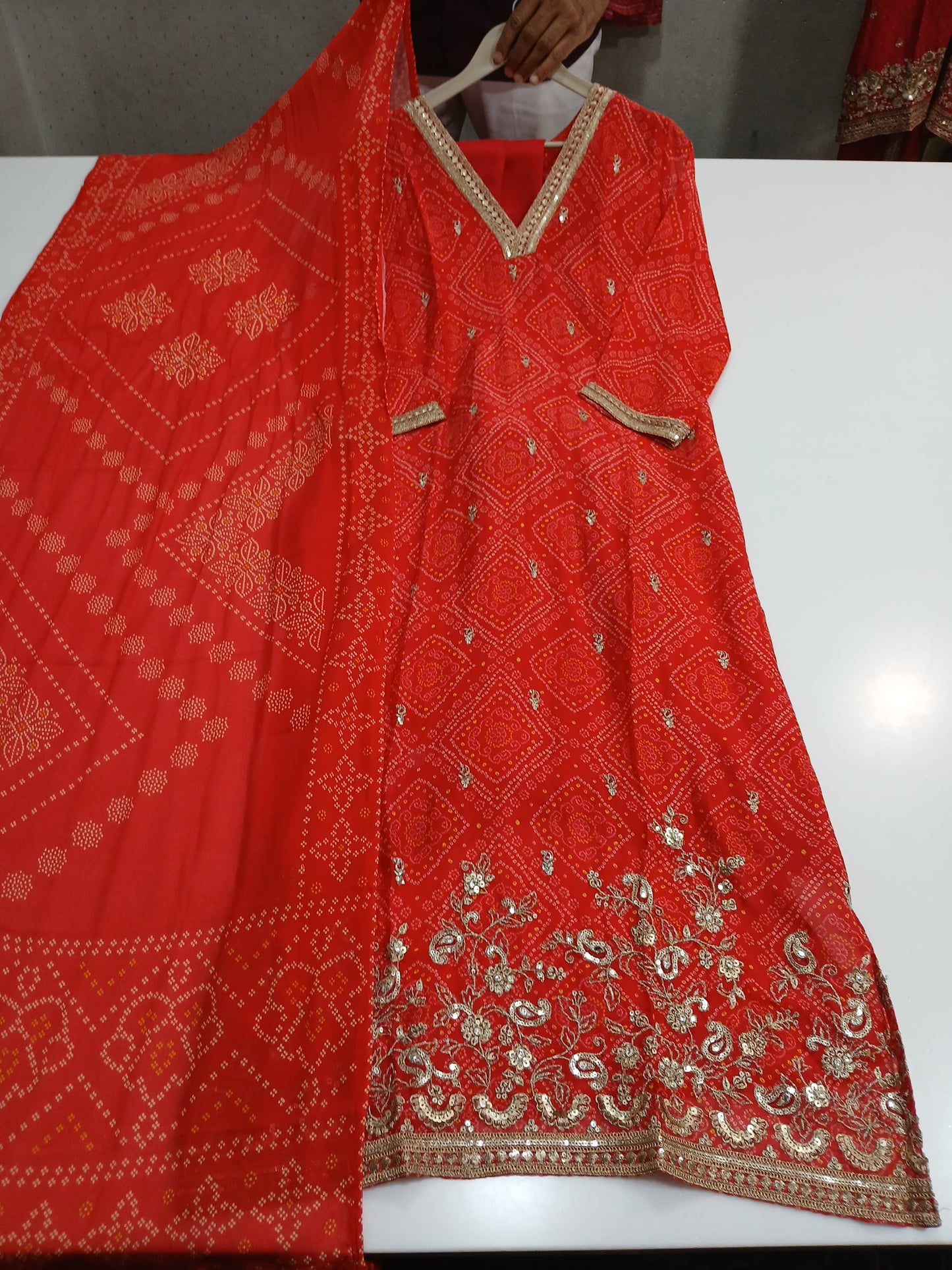 Bandhani red chinon suit