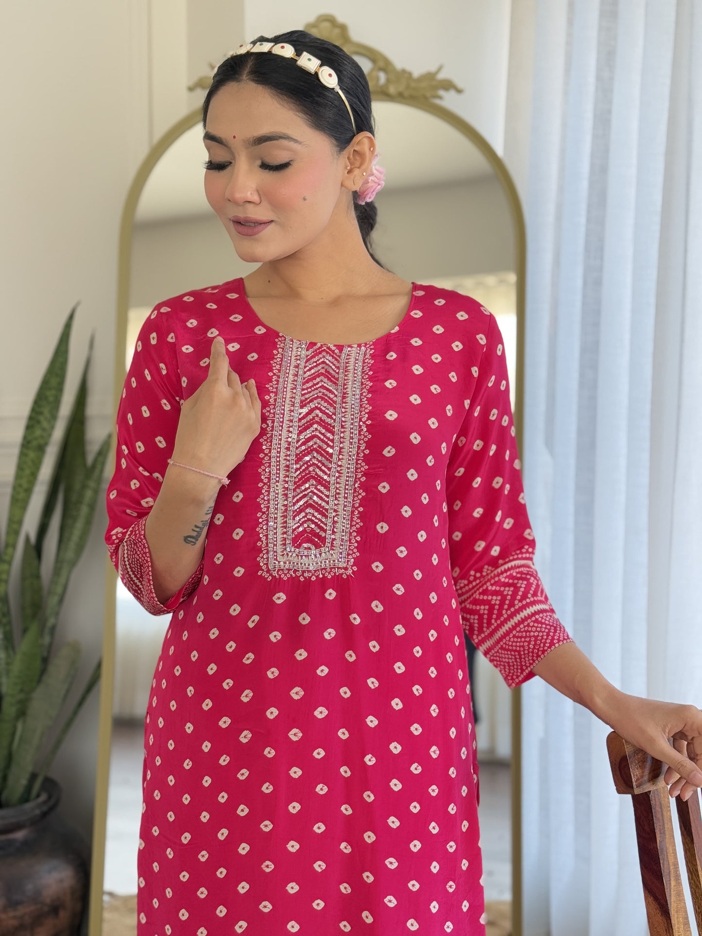 Pink Bandhani crepe suit