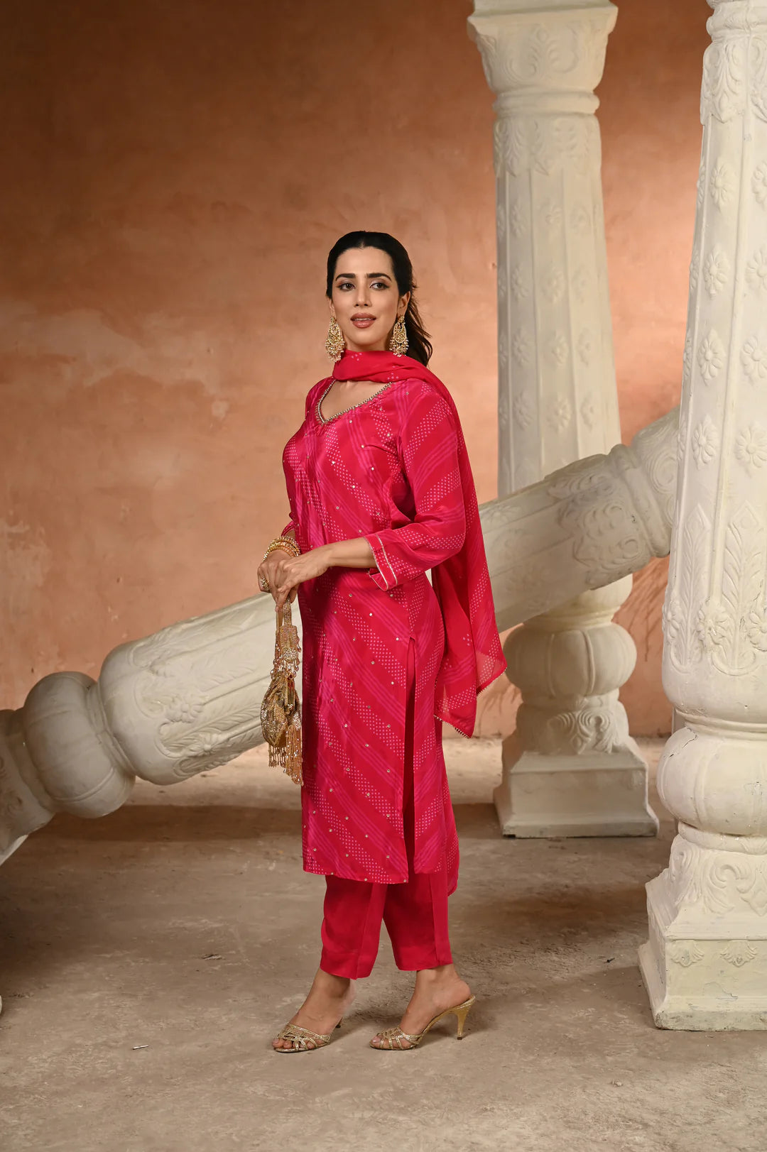 Bandhani pink/yellow crepe suit