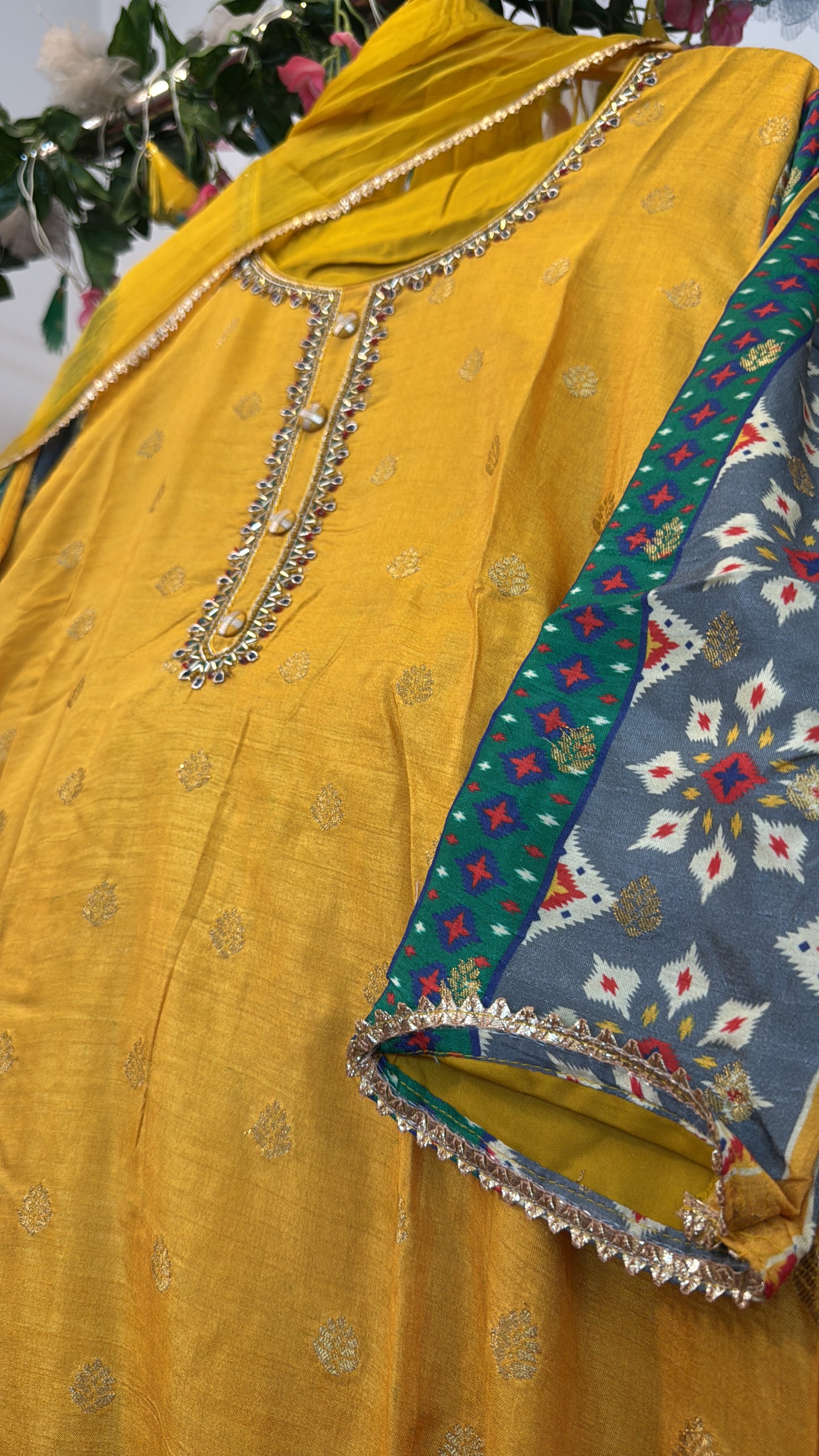 Yellow Patola banaras silk