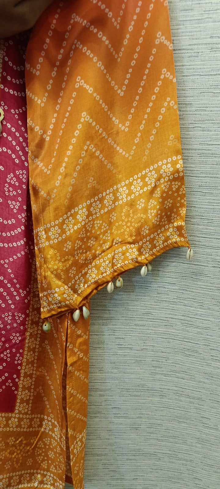 Yellow red Bandhani crepe set