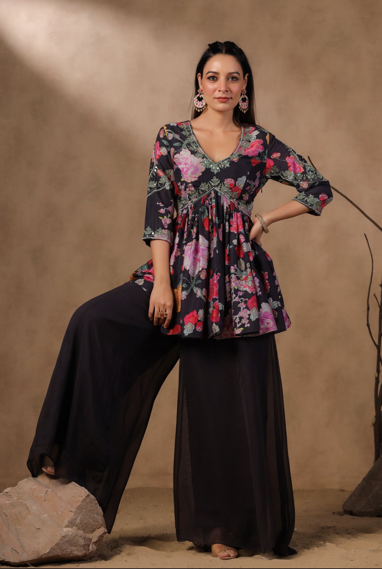 Black floral silk divider set