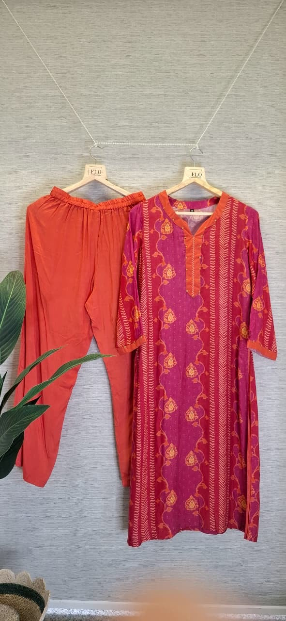 Classy print muslin silk kurta pant( pink and orange )