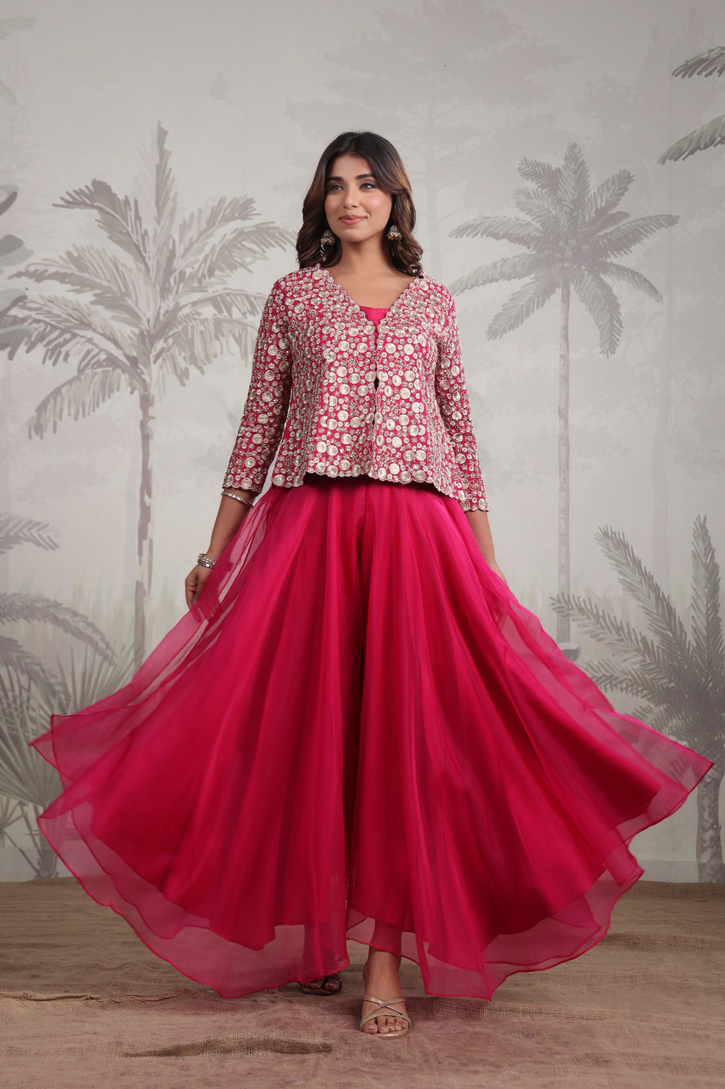 Stylish jacket with blouse & divider