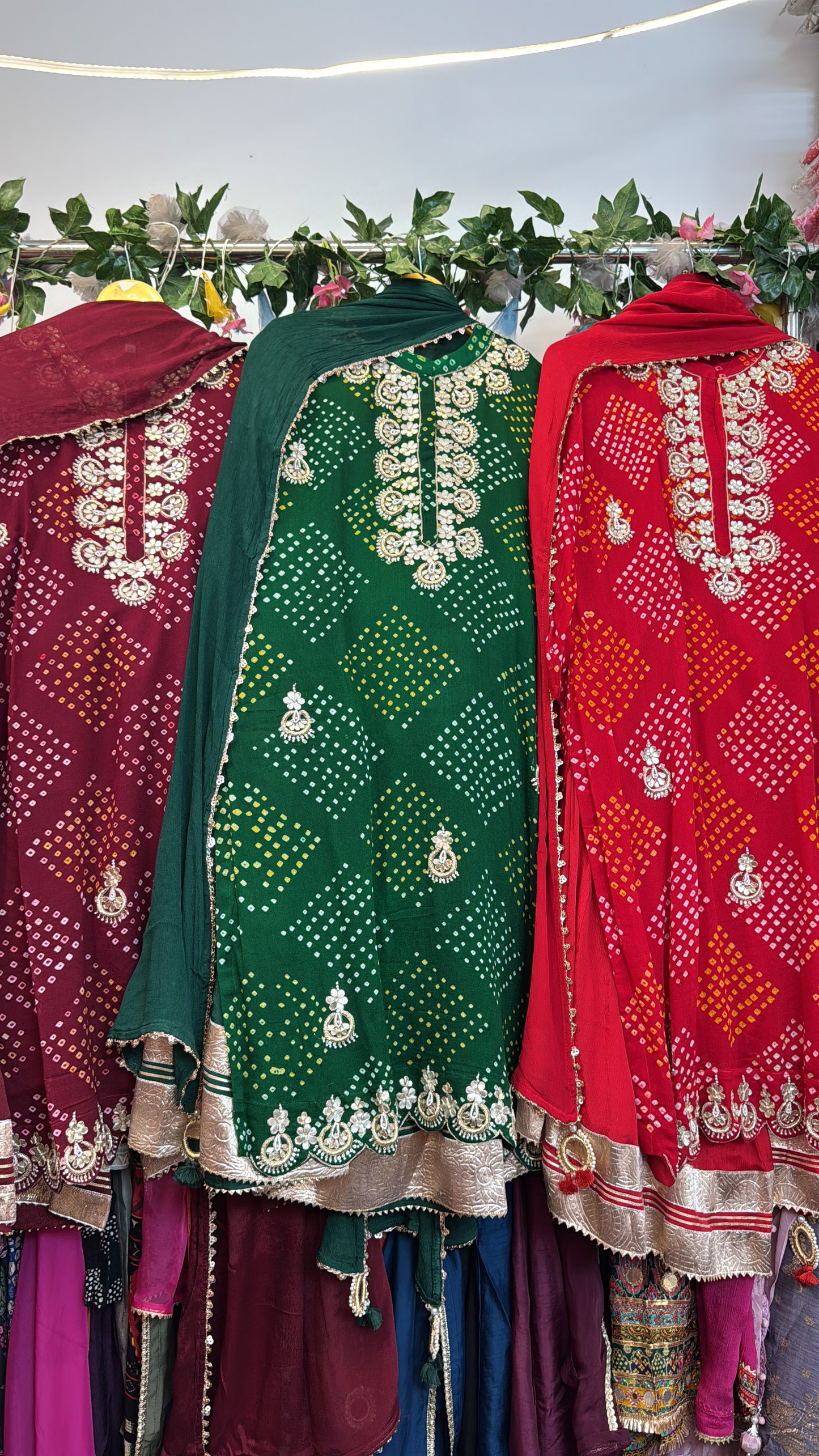 Bandhani traditional divider
