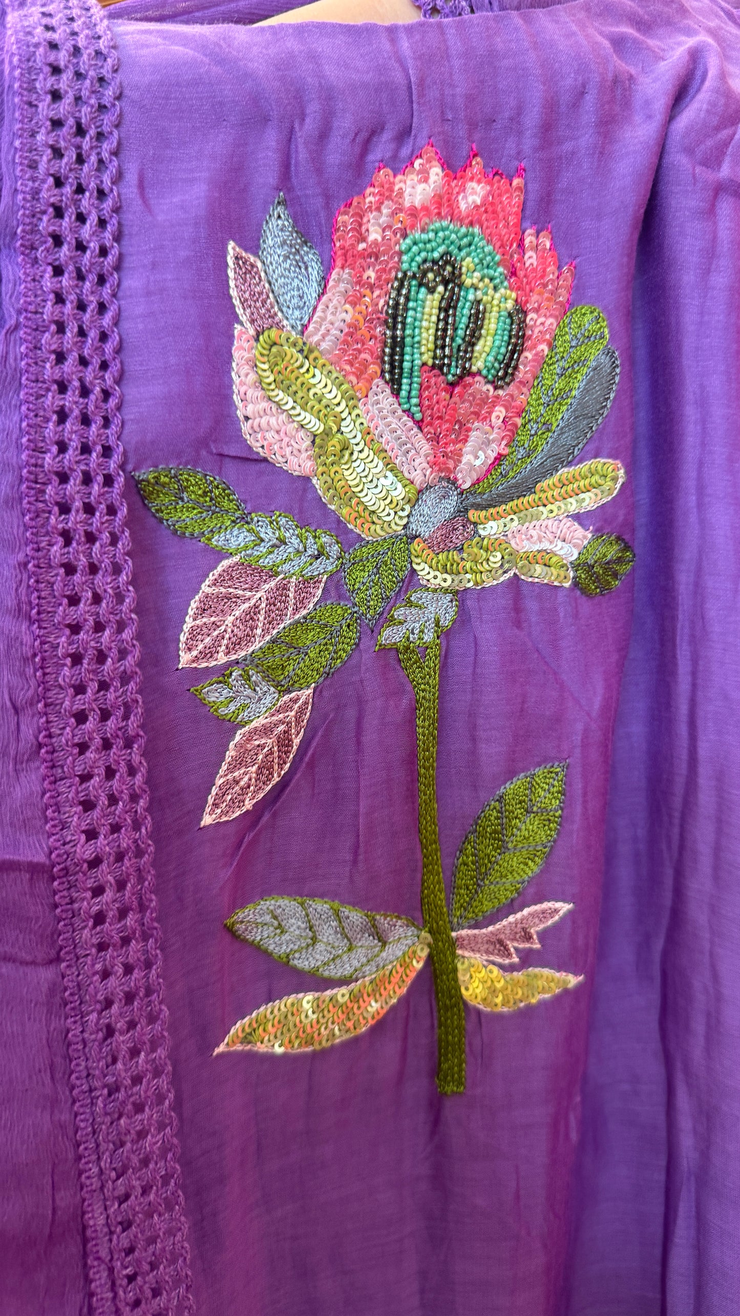 Lotus mul Chandari suit