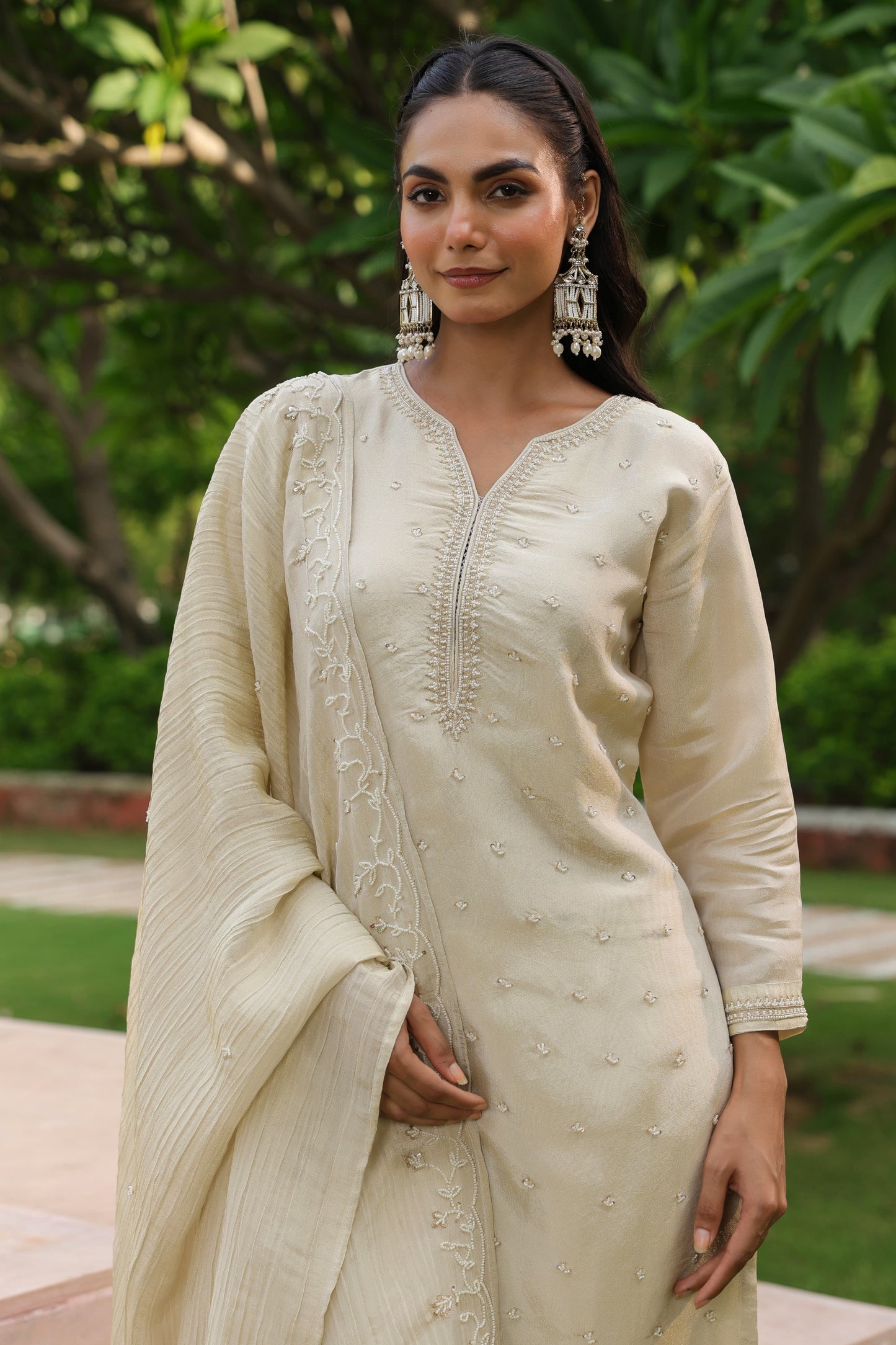 Premium pearl work crush tissue suit
