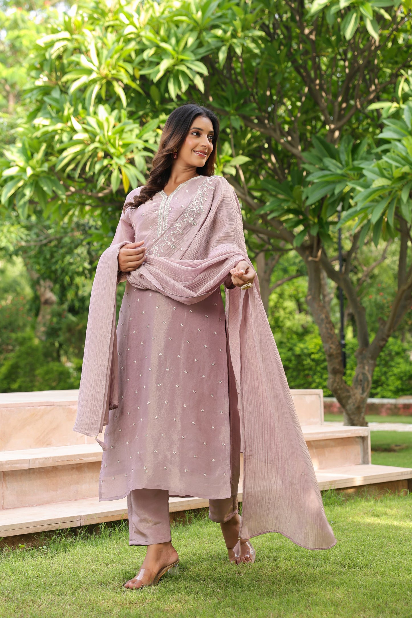 Premium pearl work crush tissue suit