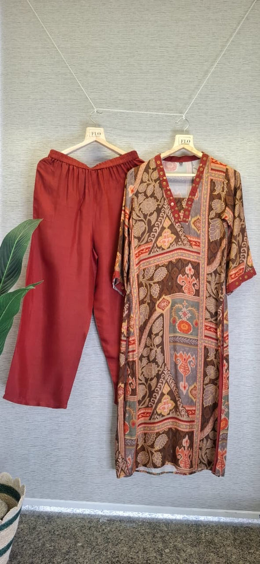 Kamkari Classy print muslin silk kurta pant