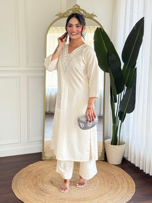 V off white cotton kurta pant