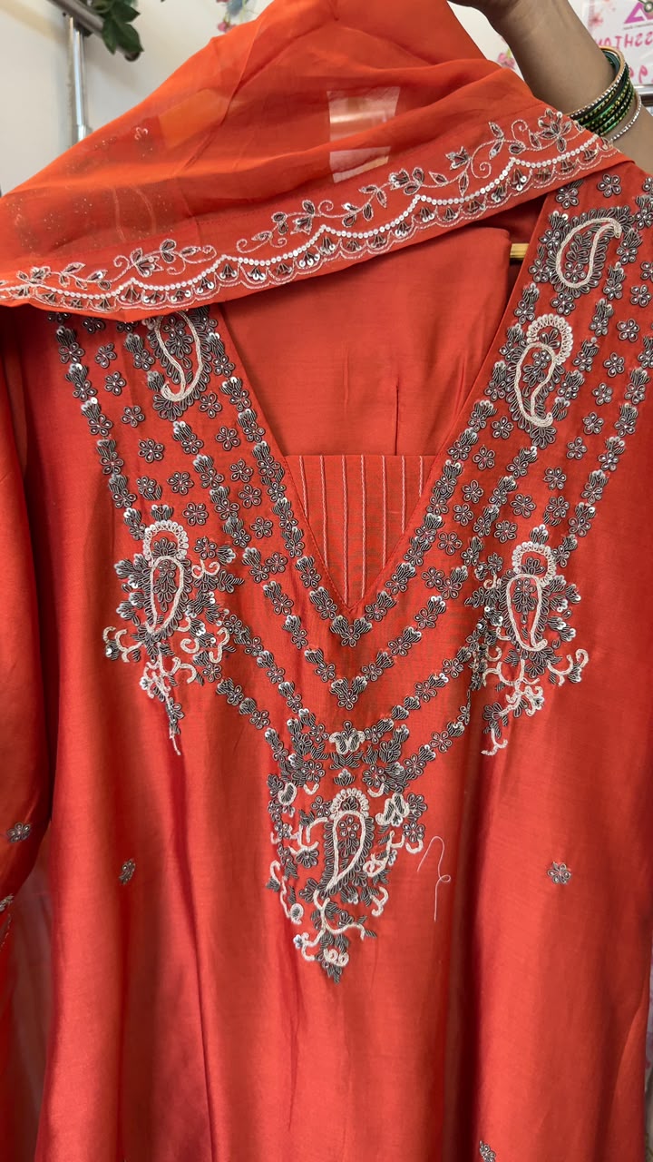 Luxe chandari silk 70 gram designer suit